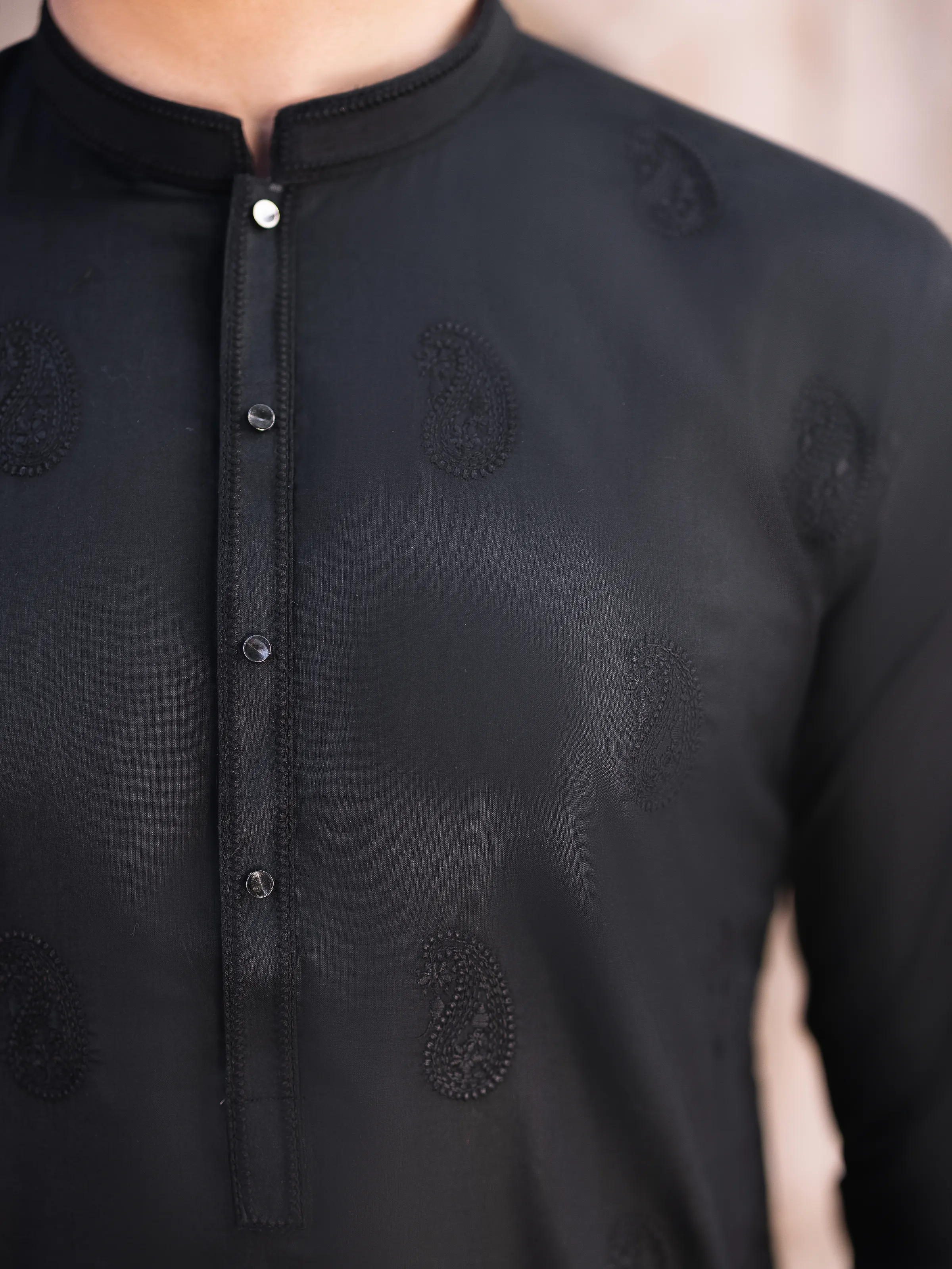 Embroidered Cotton Kurta - EMTK25S-99494 - Image 6