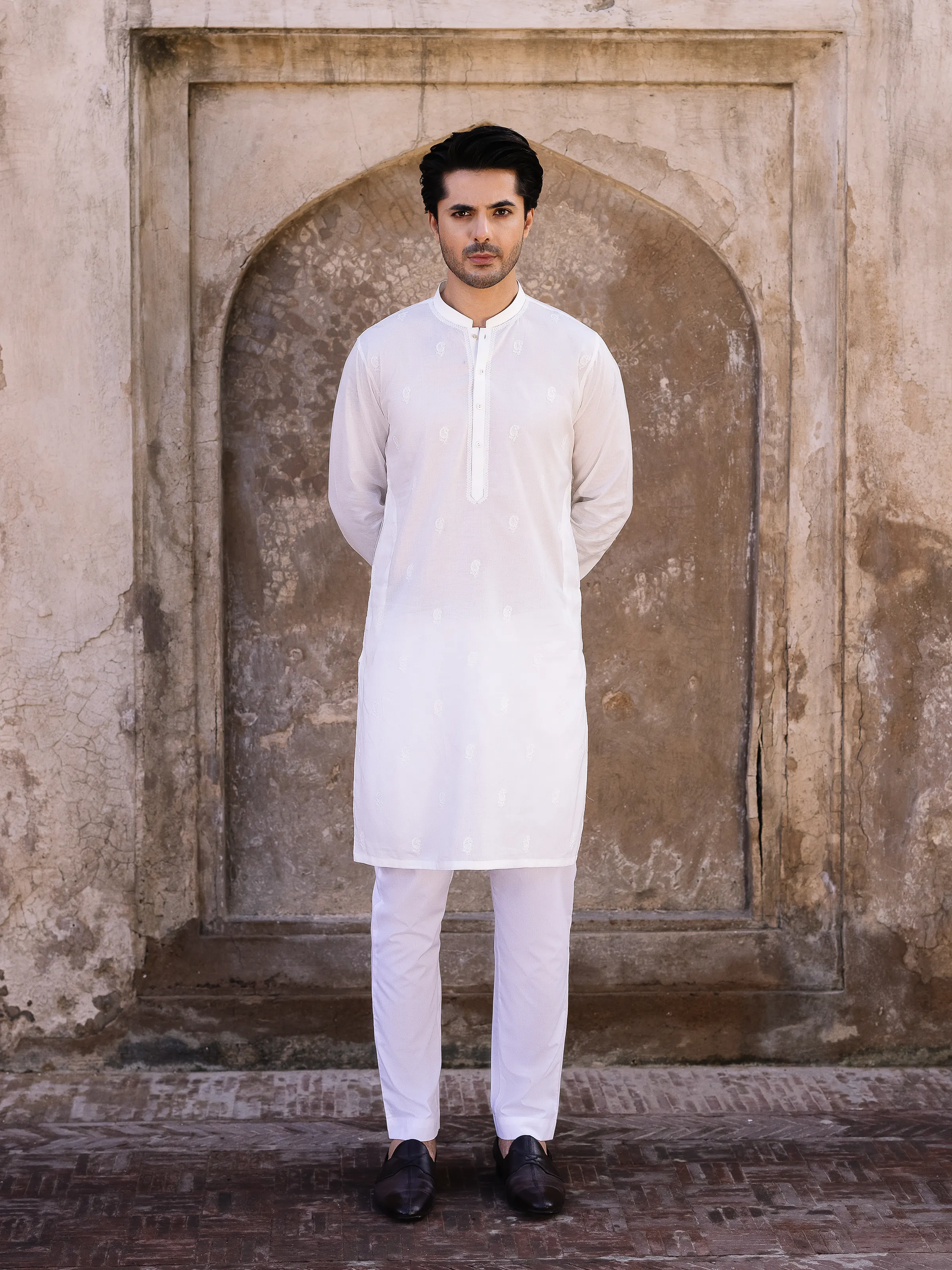 Embroidered Cotton Kurta - EMTK25S-99489