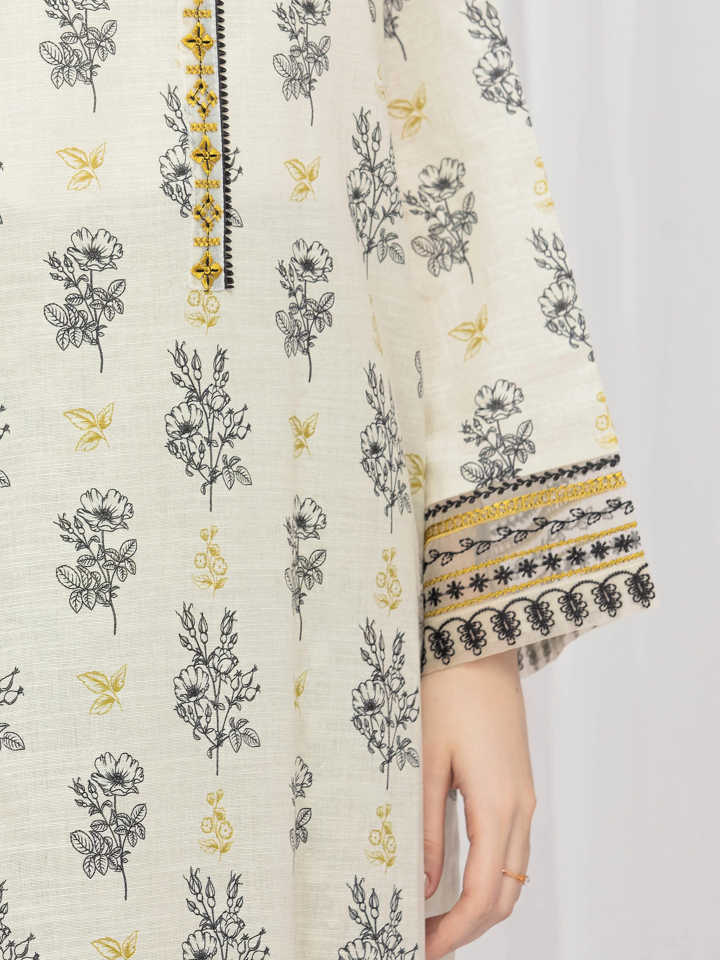 Embroidered Khaddar Shirt - EWTKE24-81320S - Image 3
