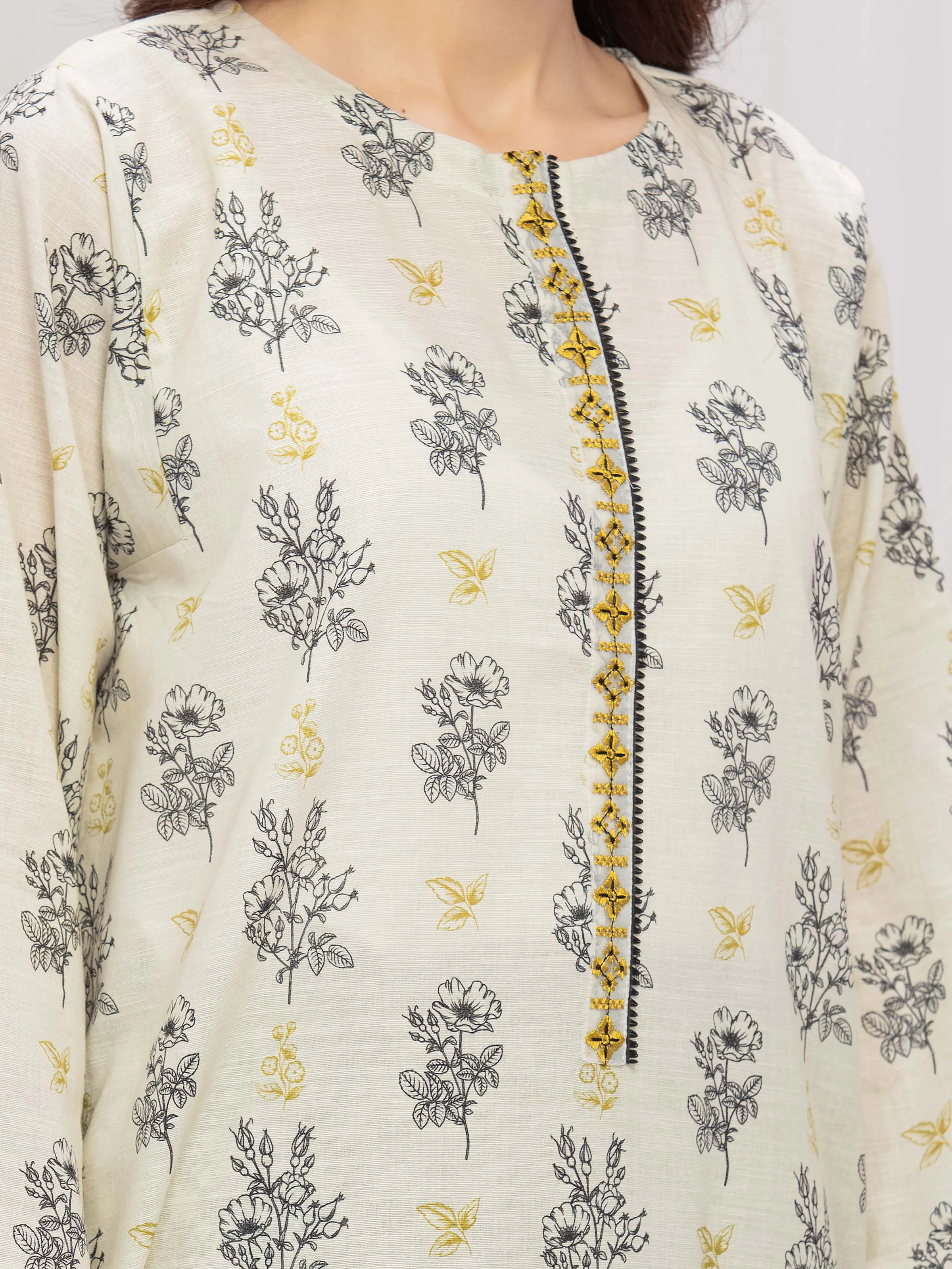 Embroidered Khaddar Shirt - EWTKE24-81320S - Image 4