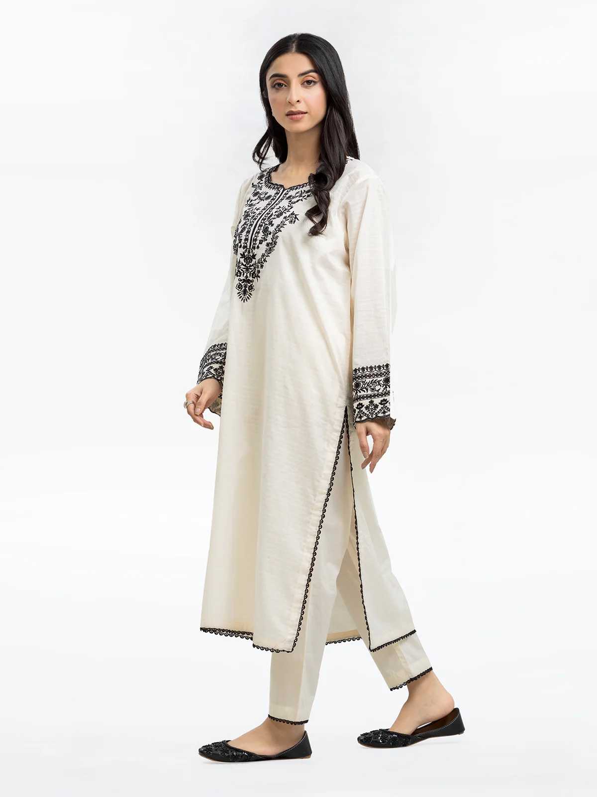 Embroidered Dobby Shirt Trouser - EWTKE24-69647ST - Image 4