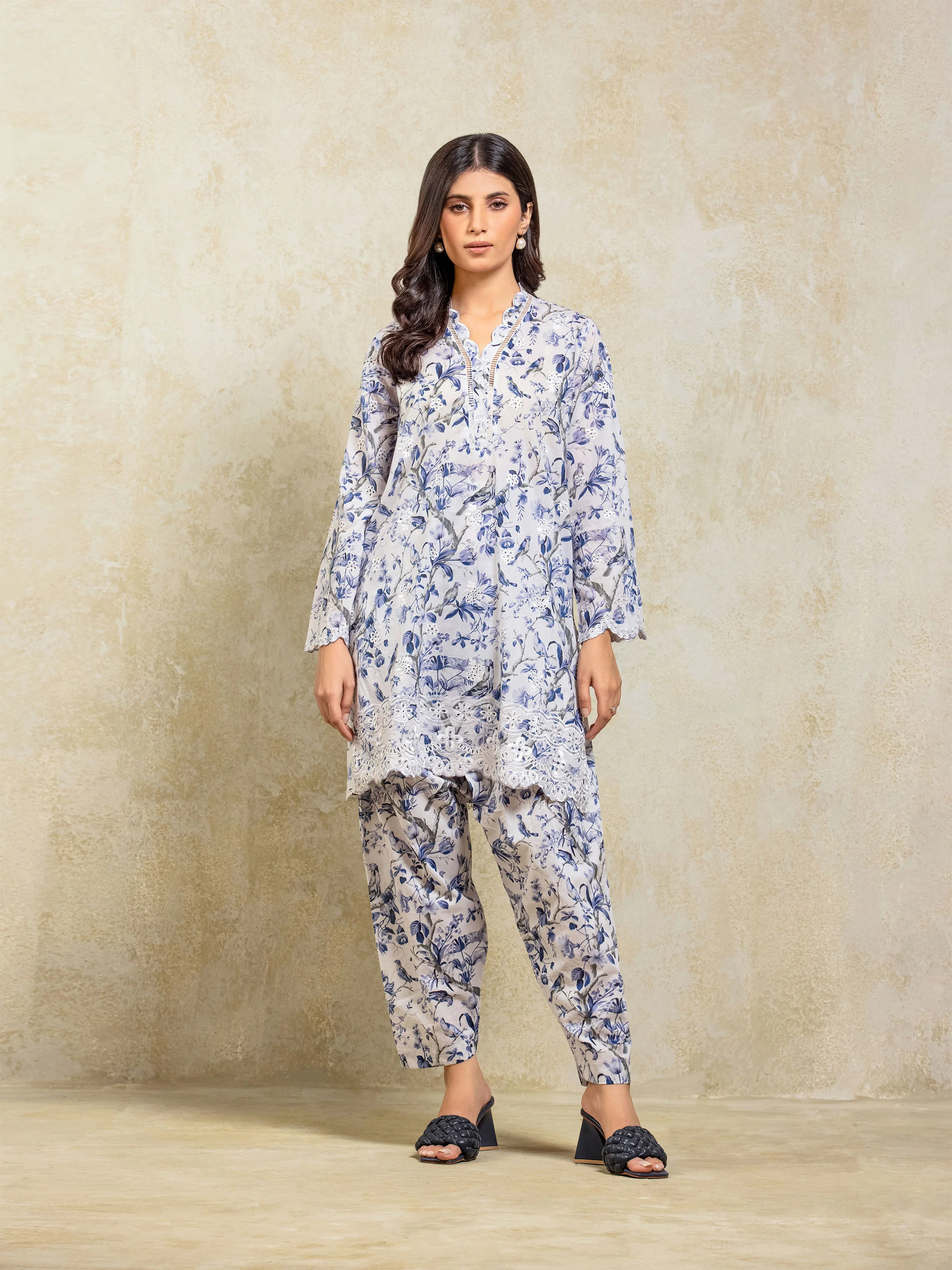 Embroidered Lawn Co-Ord Set - EWTKE5-81868ST