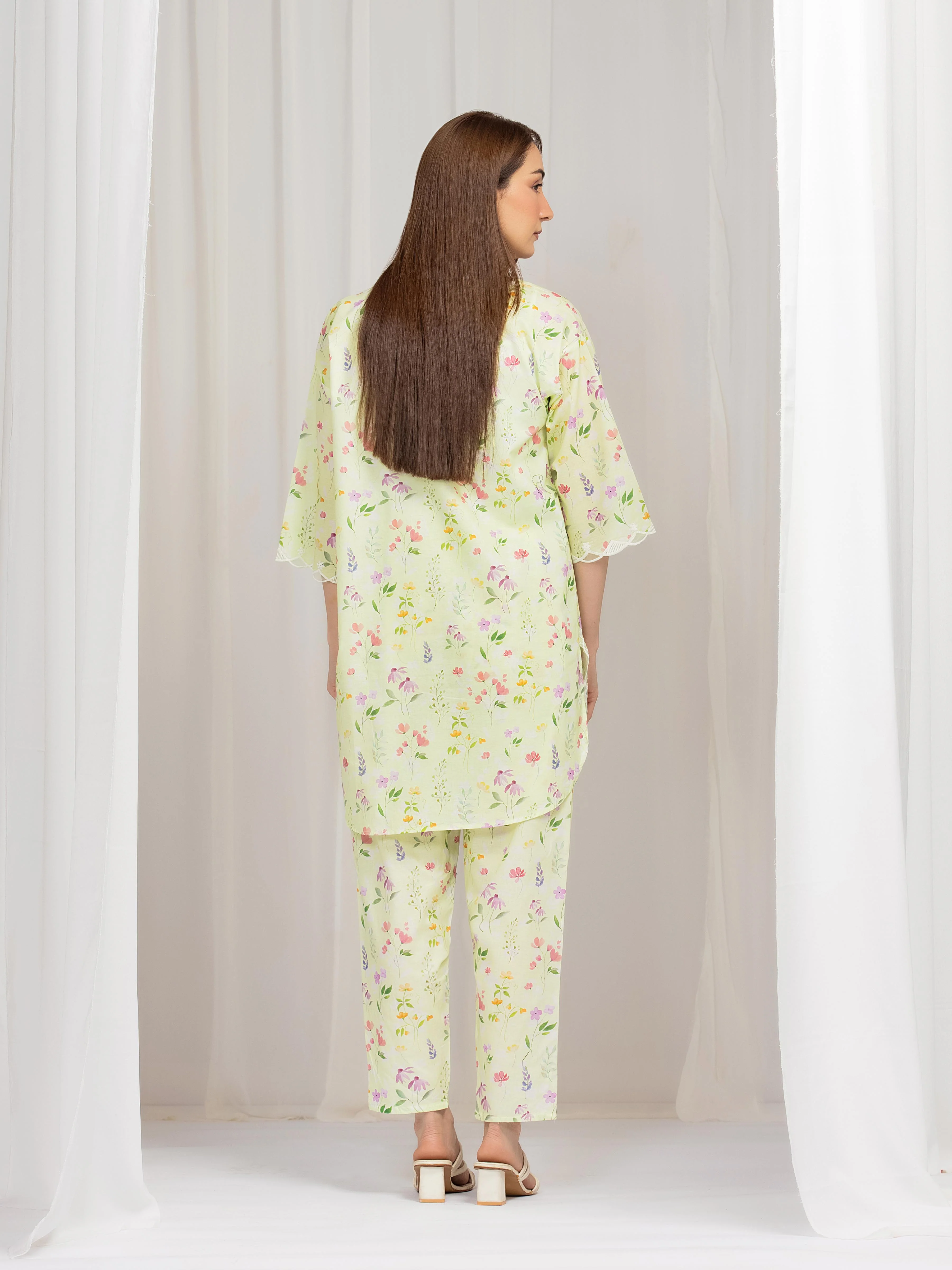 Embroidered Lawn Co-Ord Set - EWTKE5-81905ST - Image 5