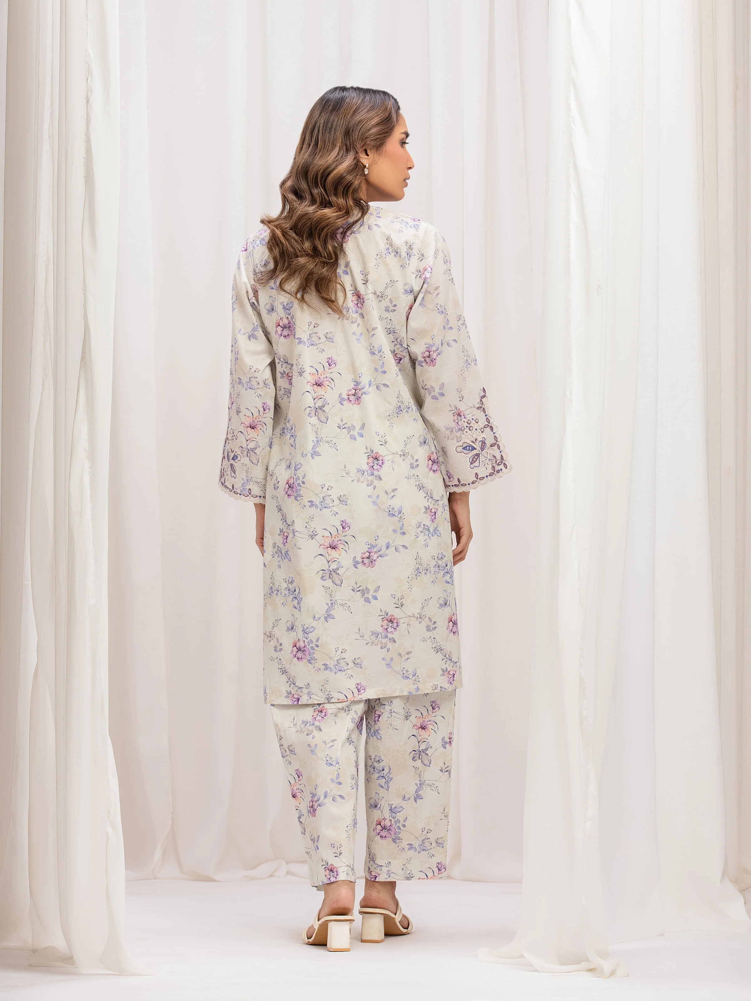 Embroidered Lawn Co-Ord Set - EWTKE5-82386ST - Image 6