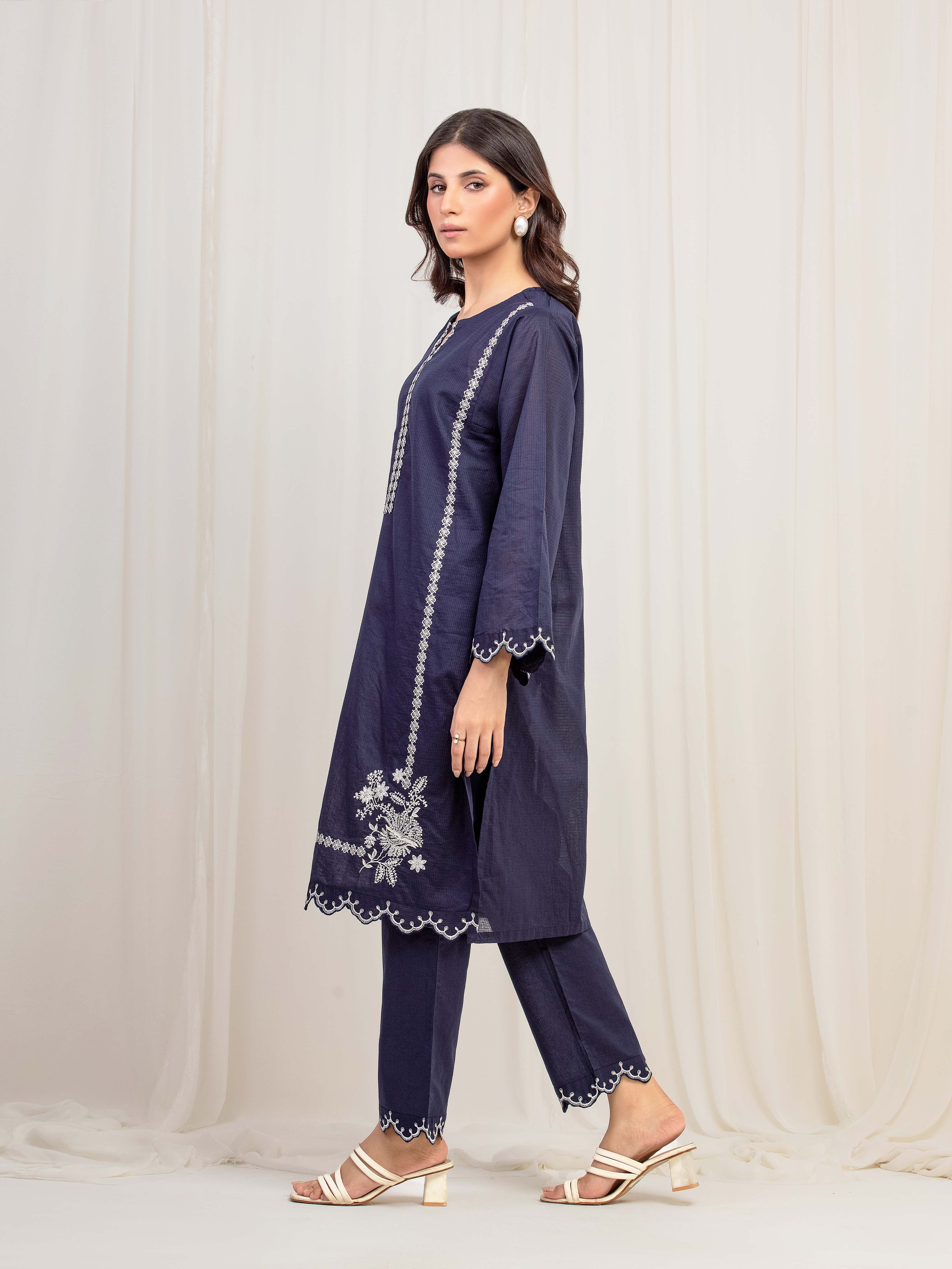Embroidered Lawn Slub Shirt Trouser - EWTKE5-82103ST - Image 5