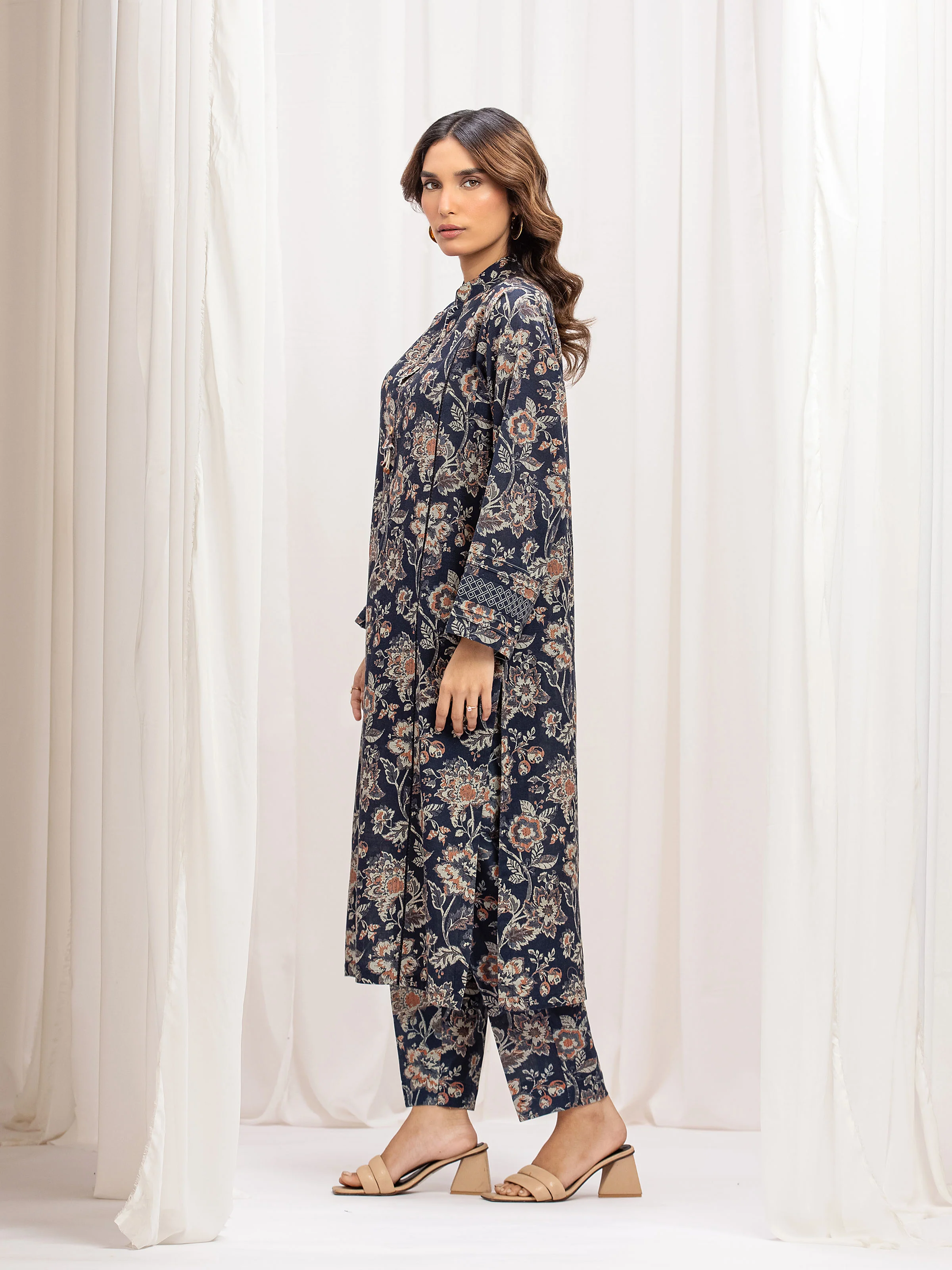 Printed Khaddar Co-Ord Set - EWTKP5-84037ST - Image 5
