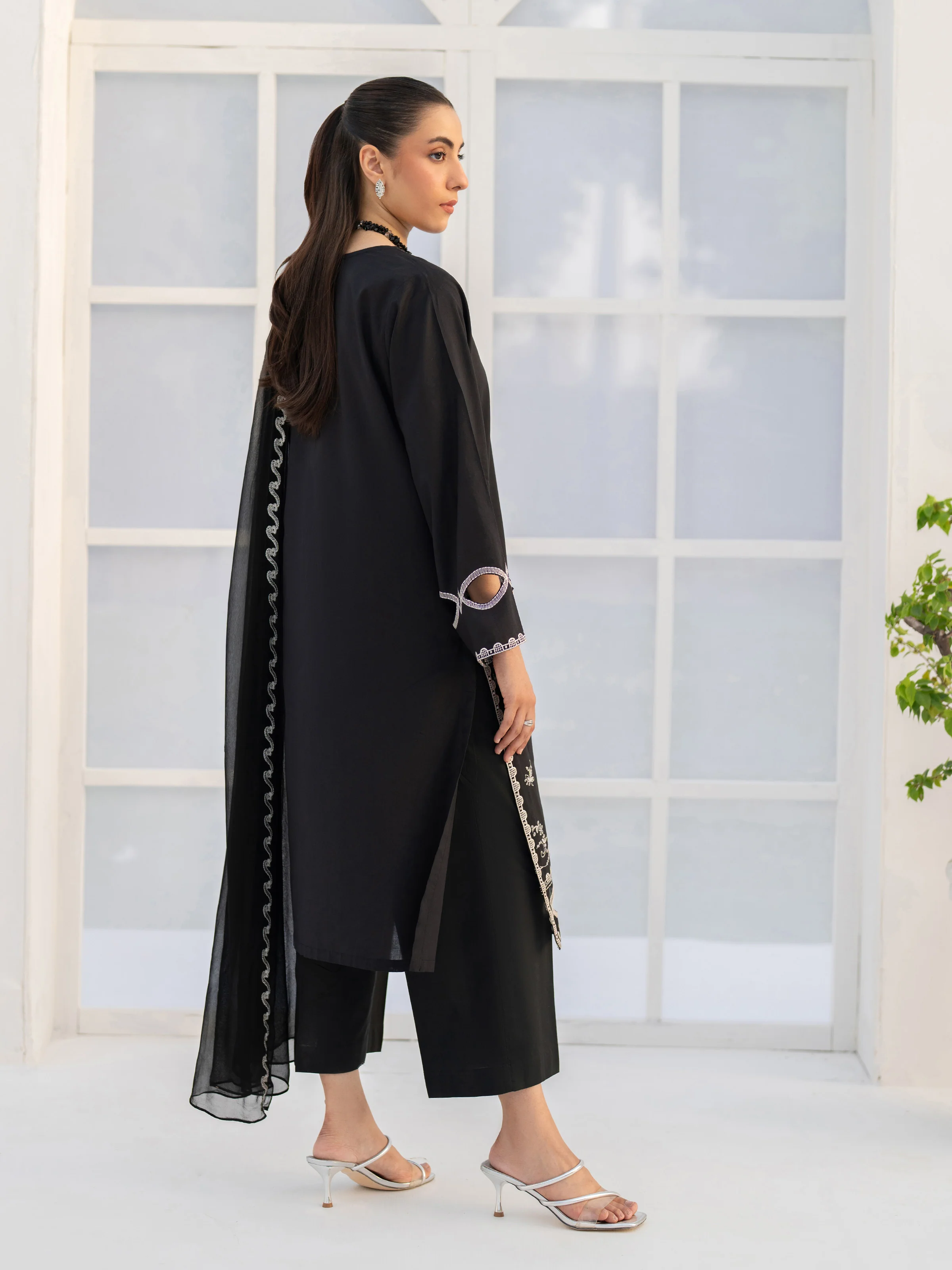 Embroidered Cambric Suit - EWTKE5-81095-3P - Image 7