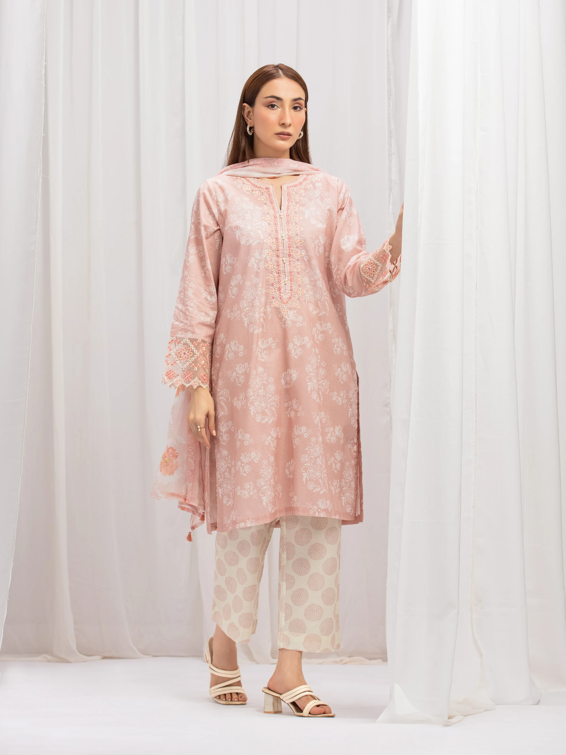 Embroidered Cambric Suit - EWTKE5-81733-3P