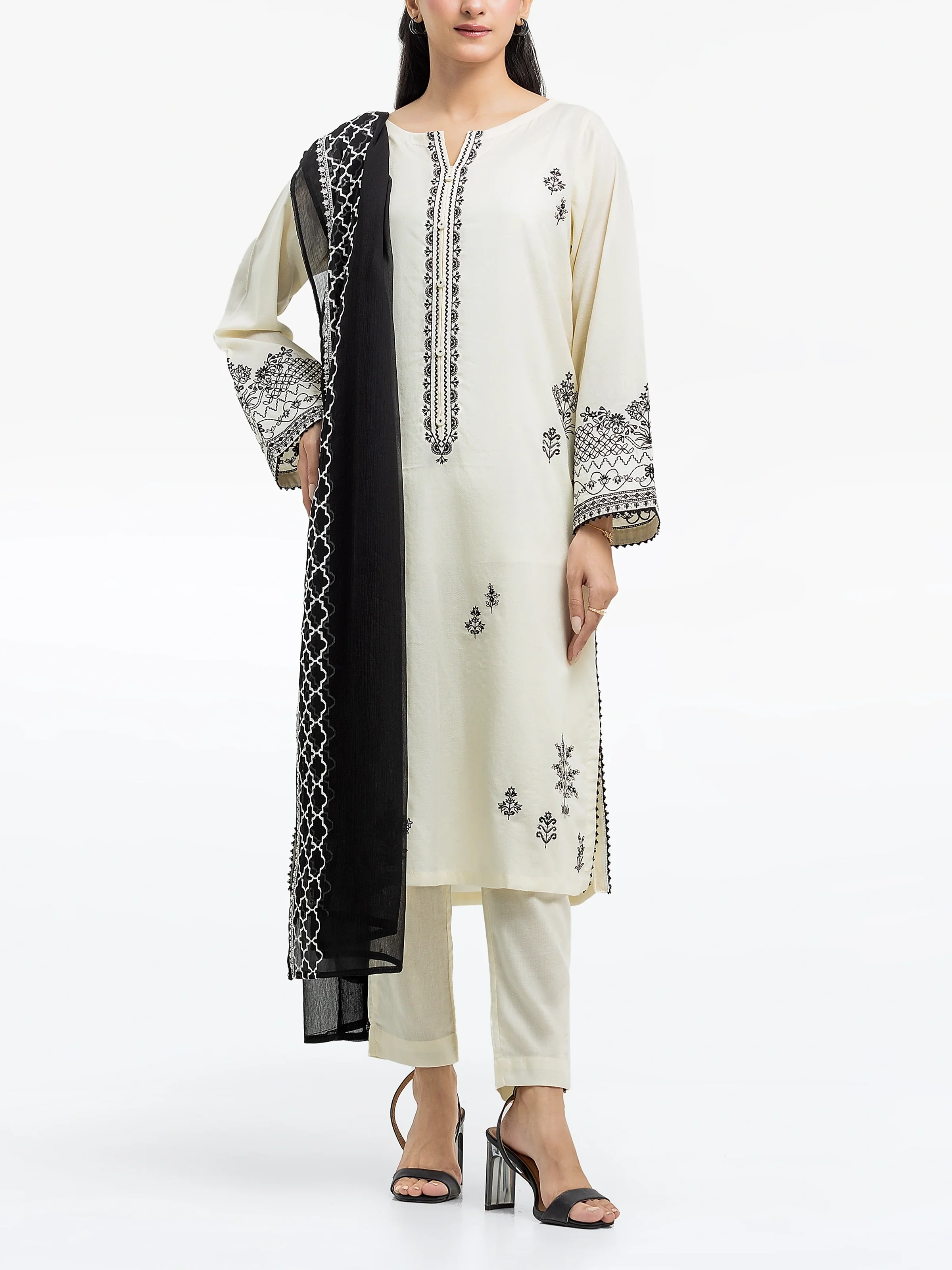 Embroidered Dobby Suit - EWTKE24-81330-3P