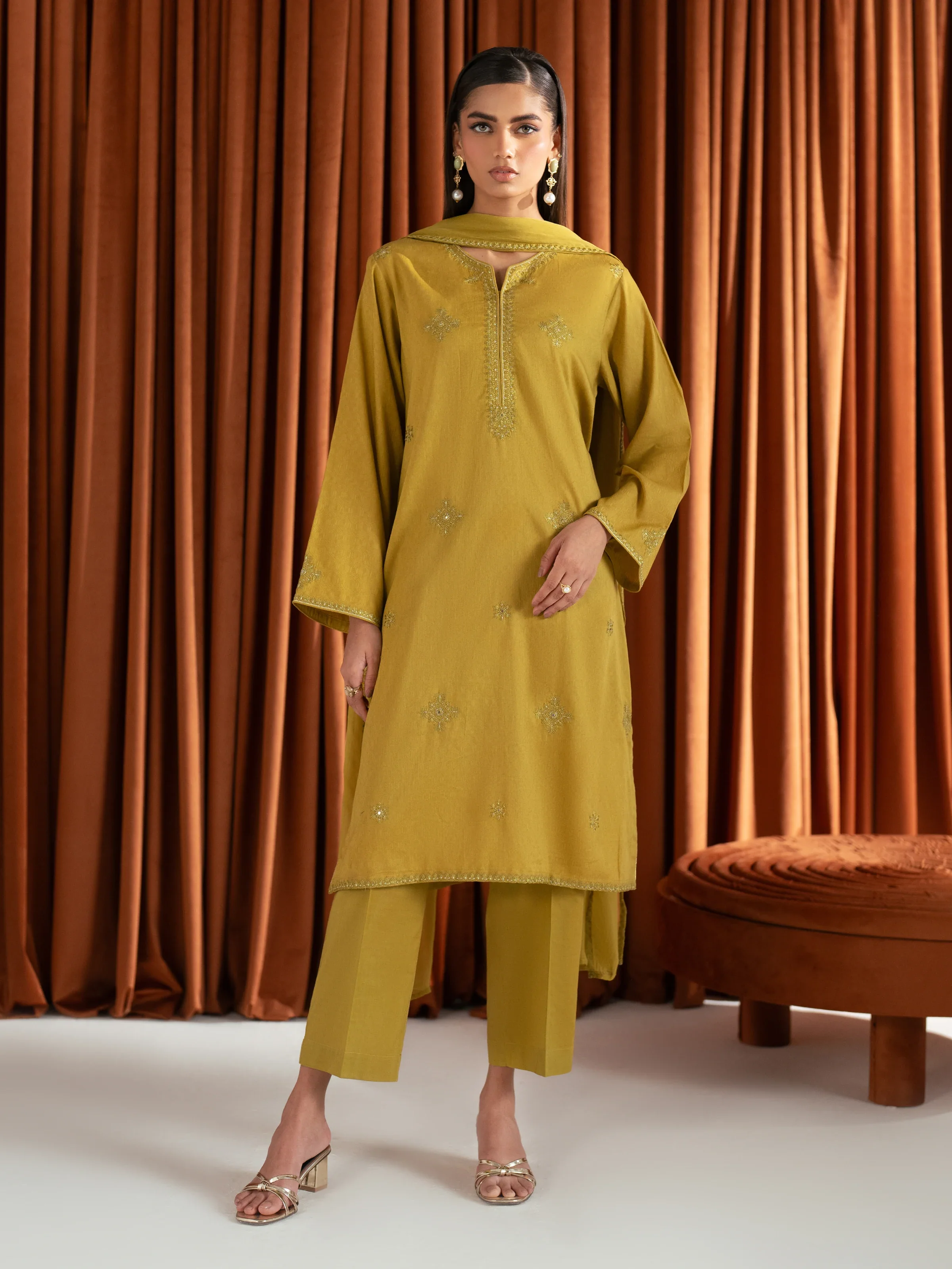Embroidered Dobby Suit - EWTKE24-81444-3P