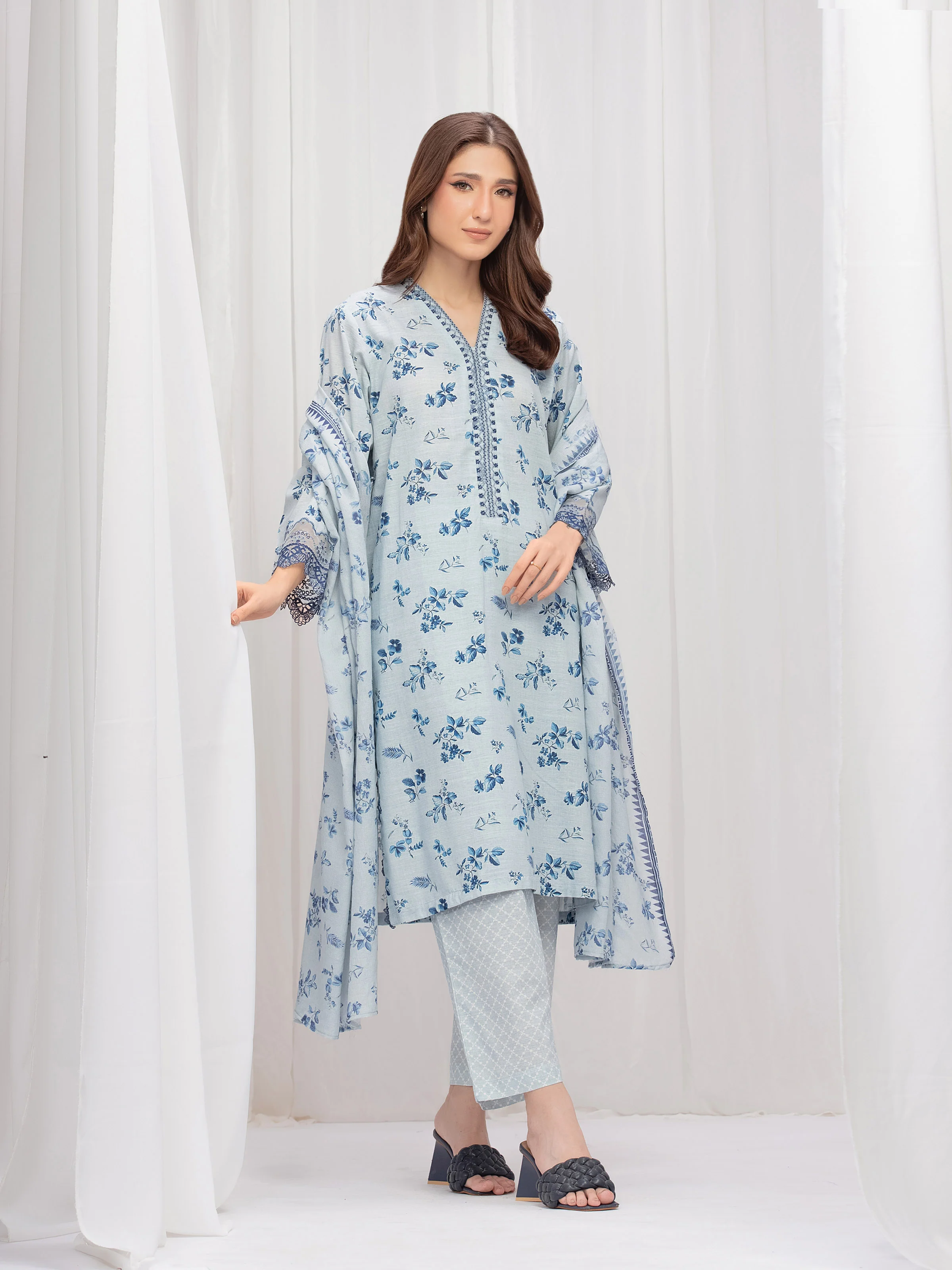 Embroidered Khaddar Suit - EWTKE24-81321-3P