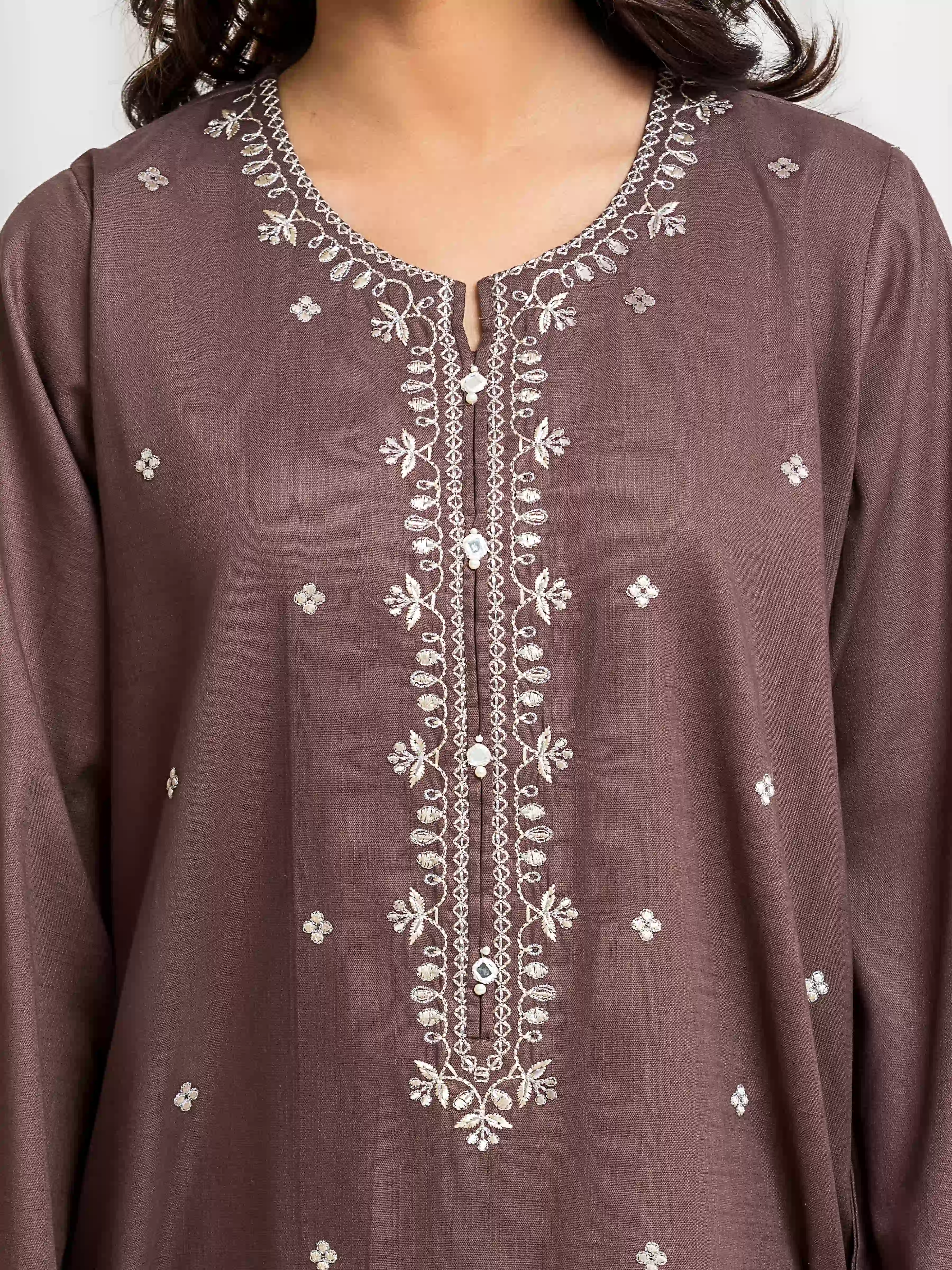 Embroidered Khaddar Suit - EWTKED5-84021-3P - Image 3