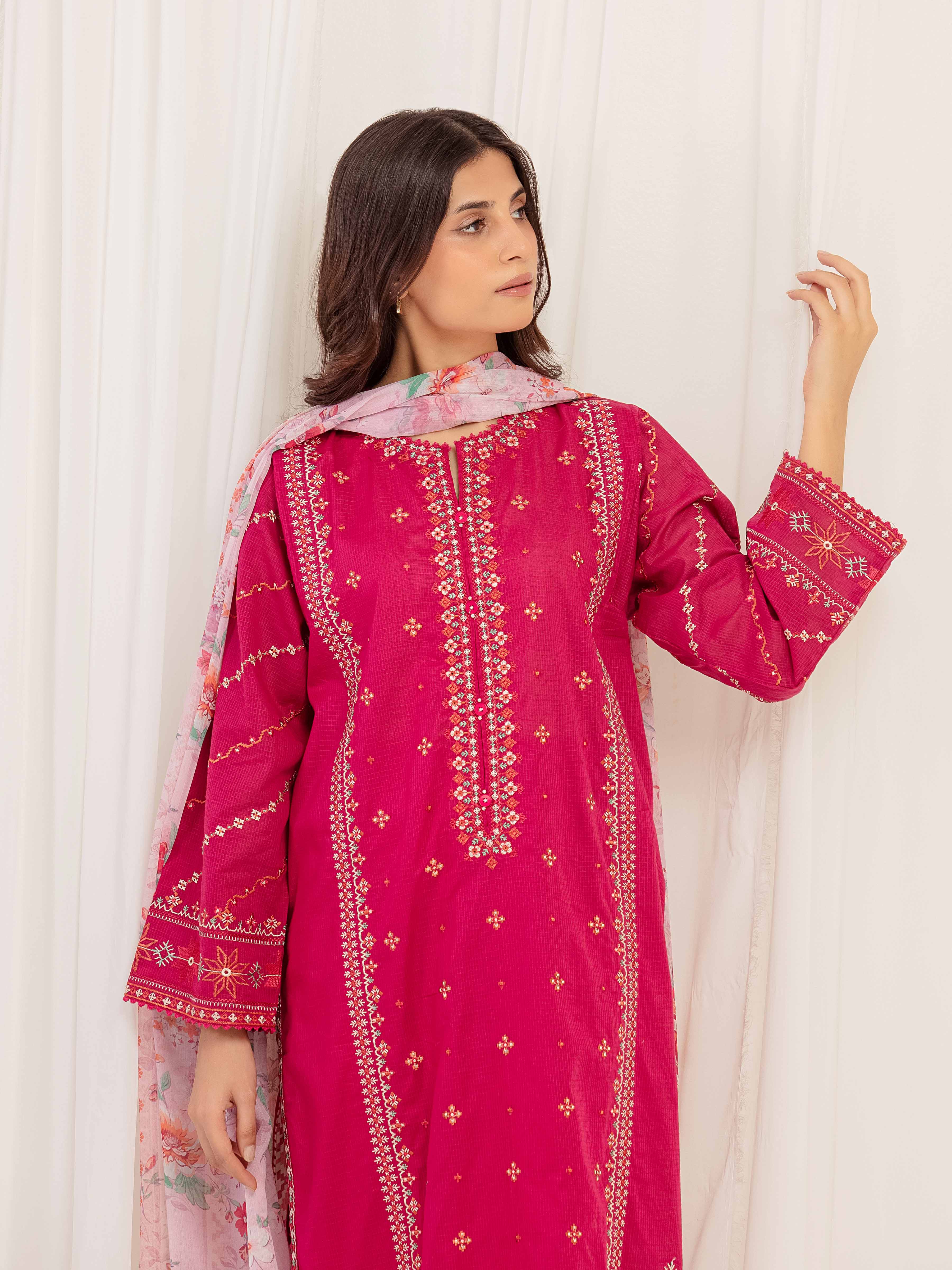 Embroidered Lawn Slub Suit - EWTKE5-82130-3P - Image 2