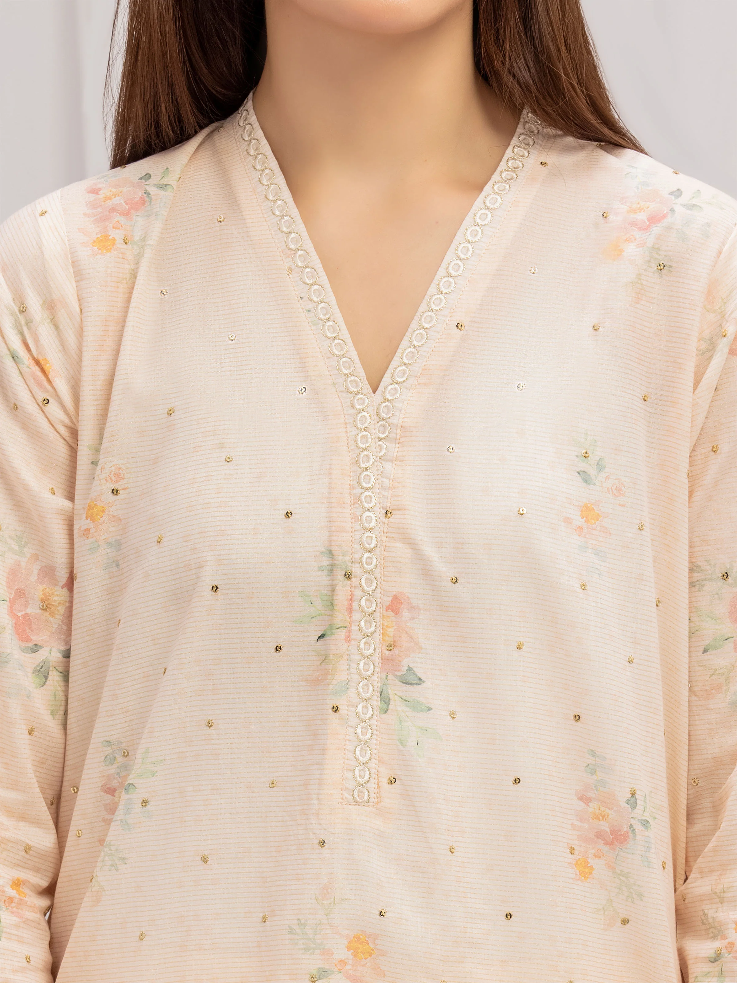 Embroidered Lawn Suit - EWTKE5-82338-3P - Image 3