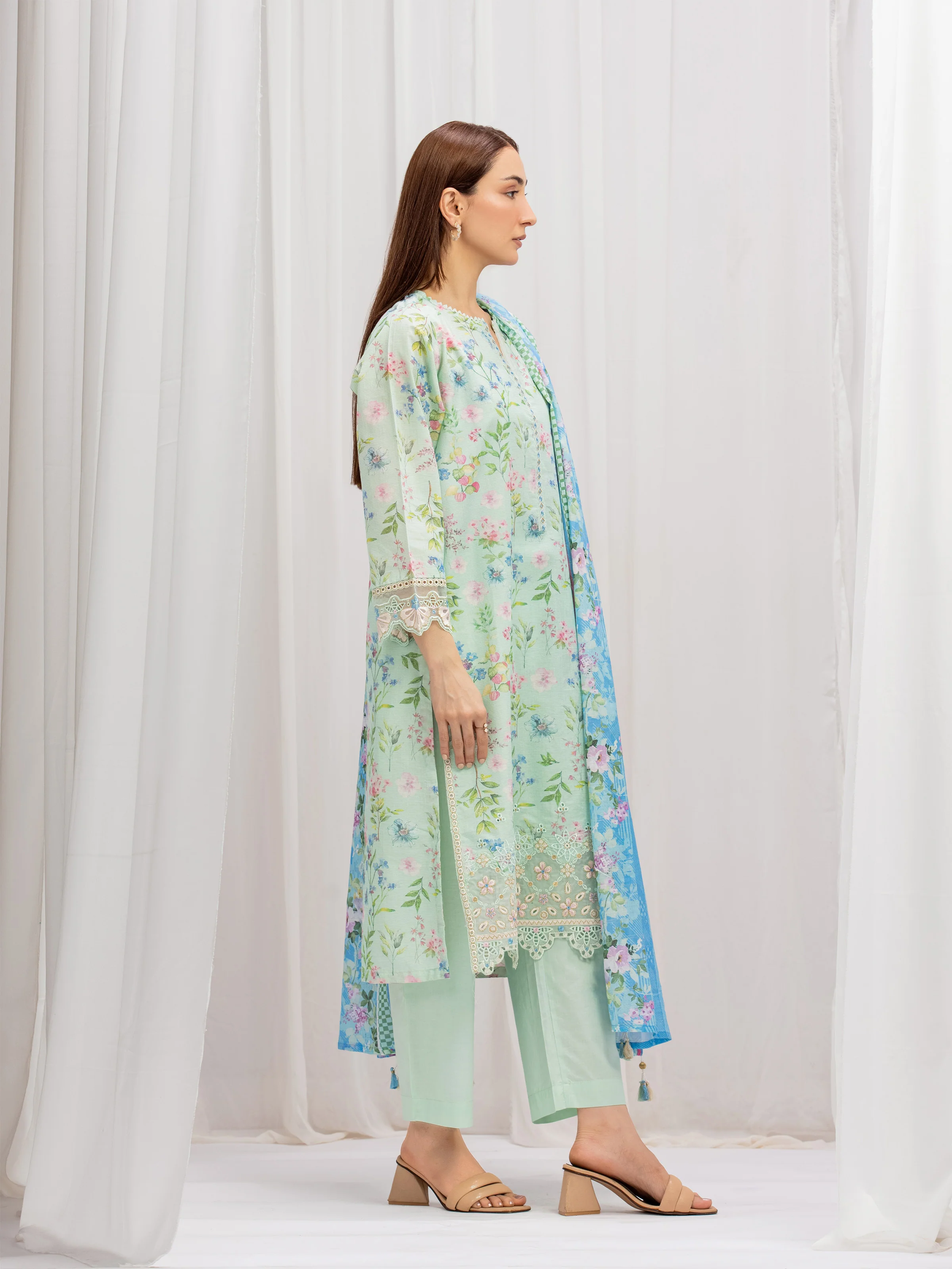 Embroidered Lawn Suit - EWTKE5-82345-3P - Image 5