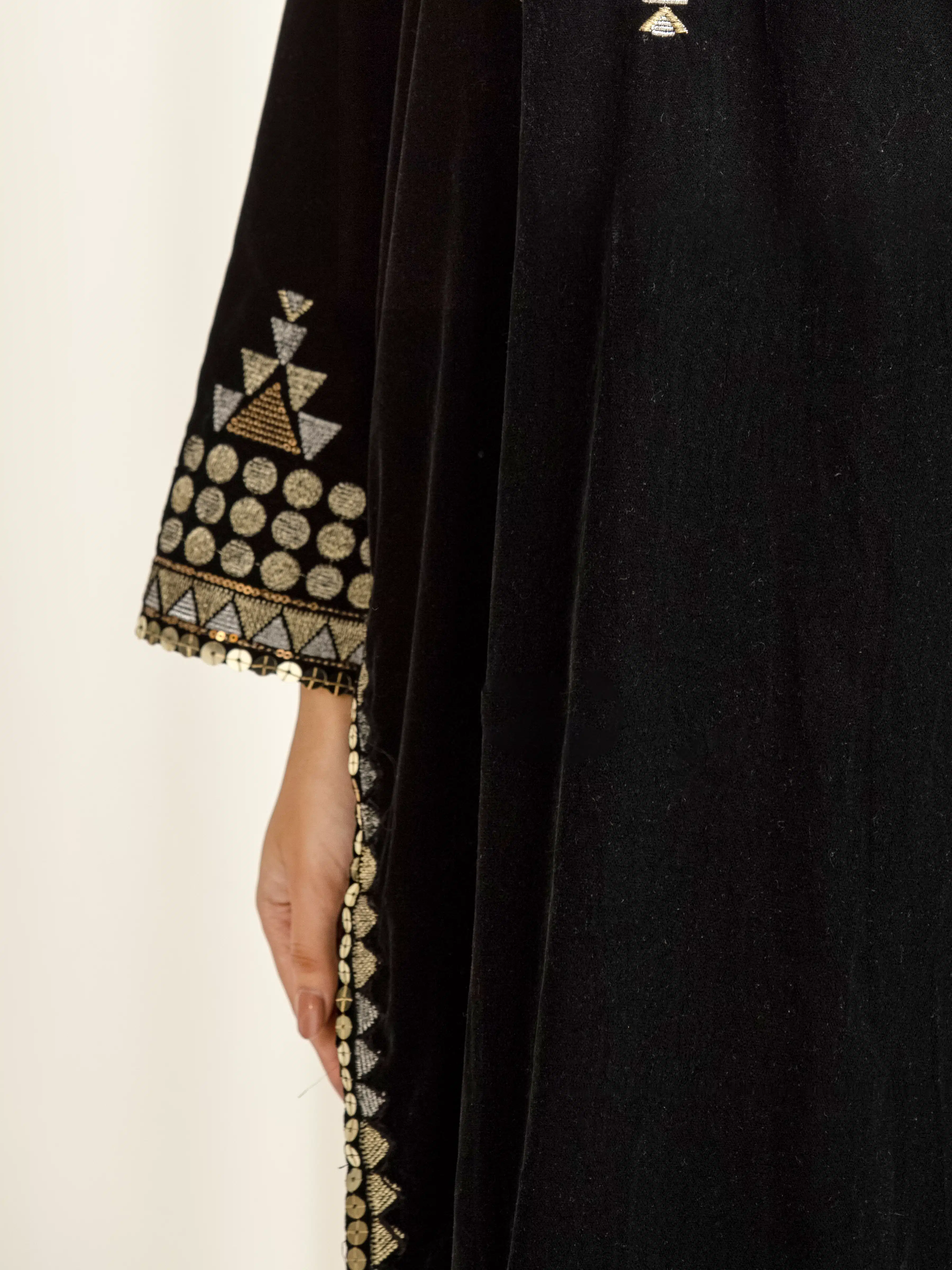 Embroidered Velvet Suit - EWTPLED5-00055-3P - Image 3
