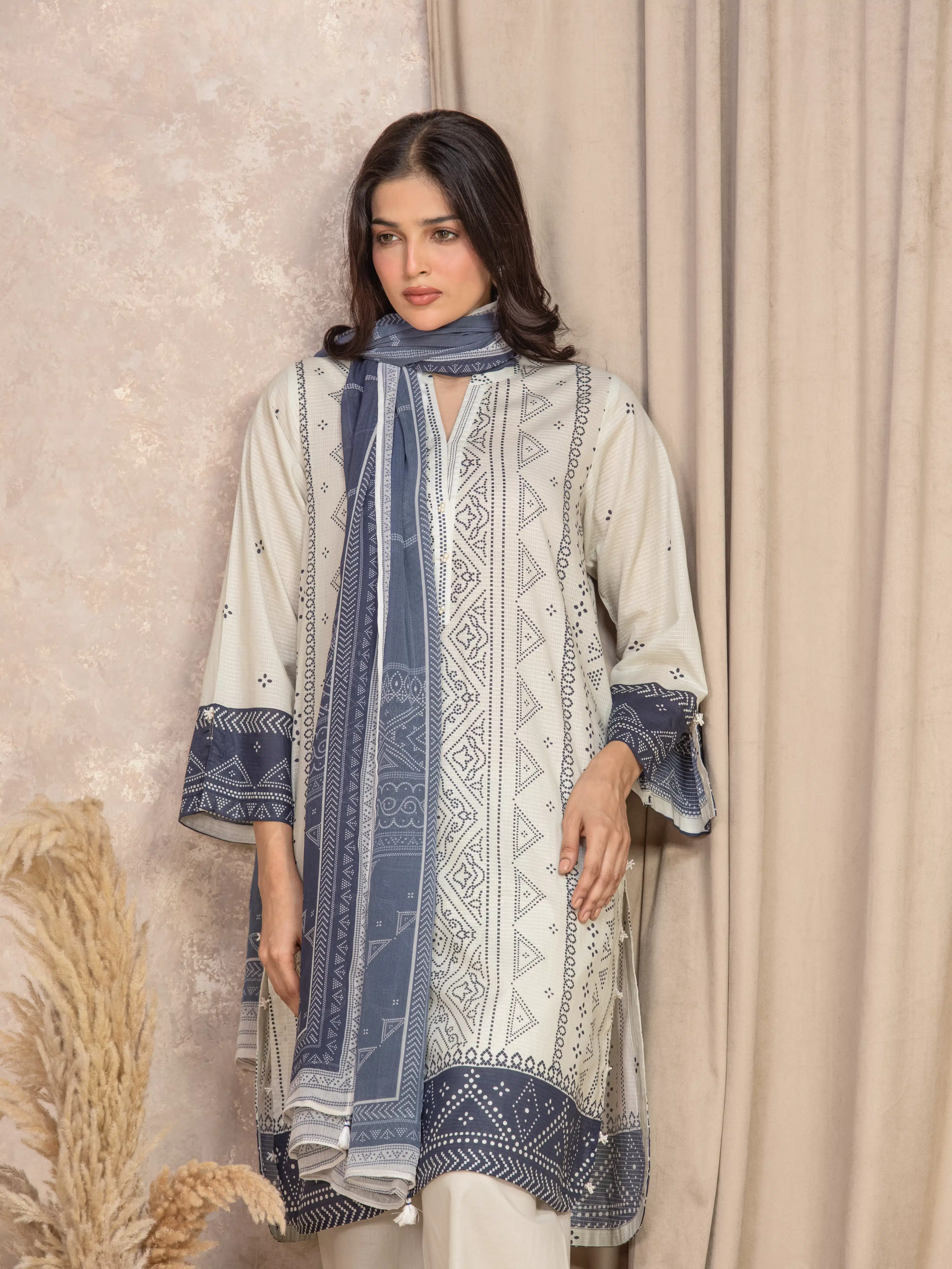 Printed Lawn Slub Suit - EWTKP5-81746-3P - Image 2
