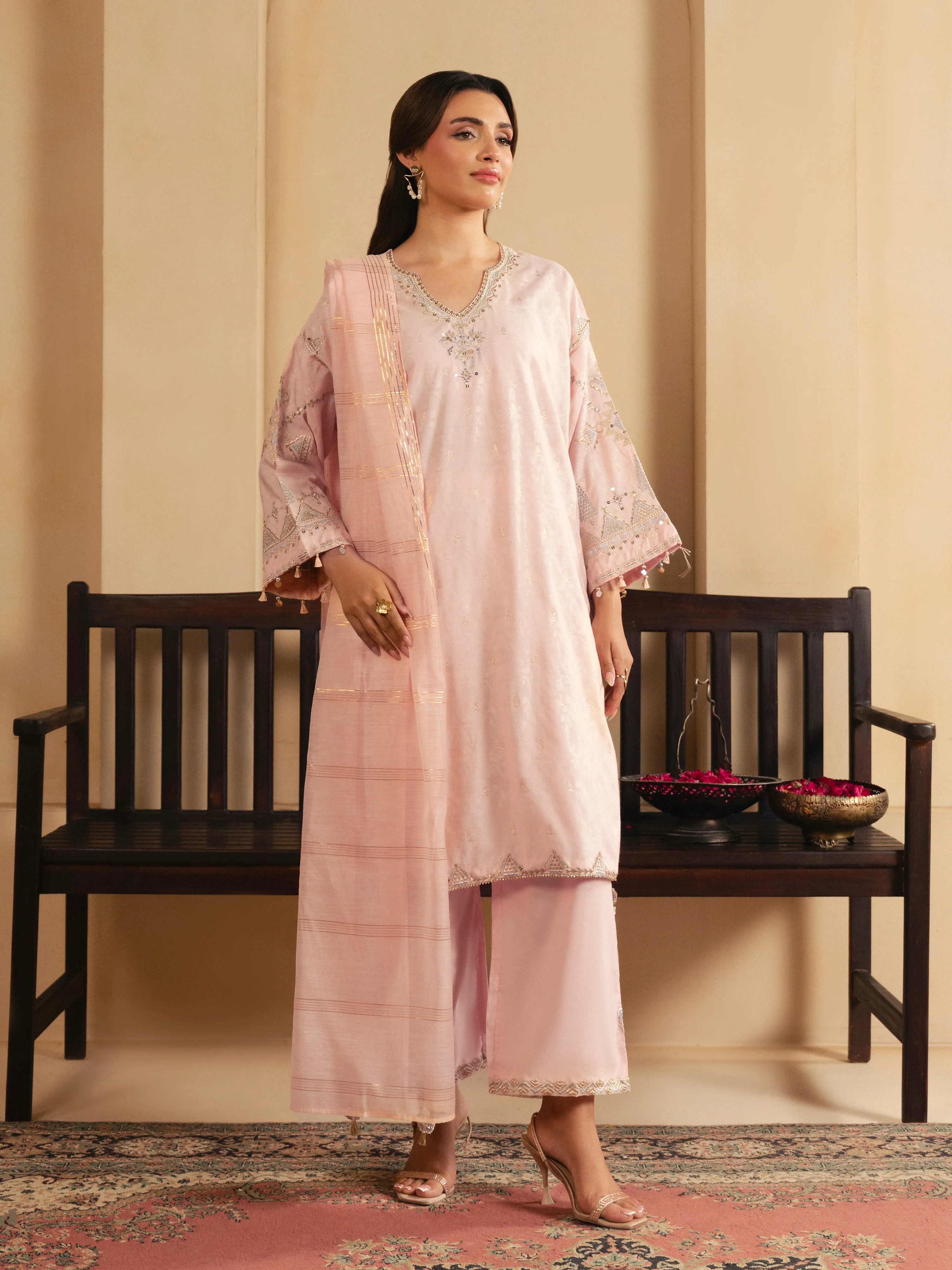 Embroidered Jacquard Suit - EWTKED6-86138-3P - Image 5