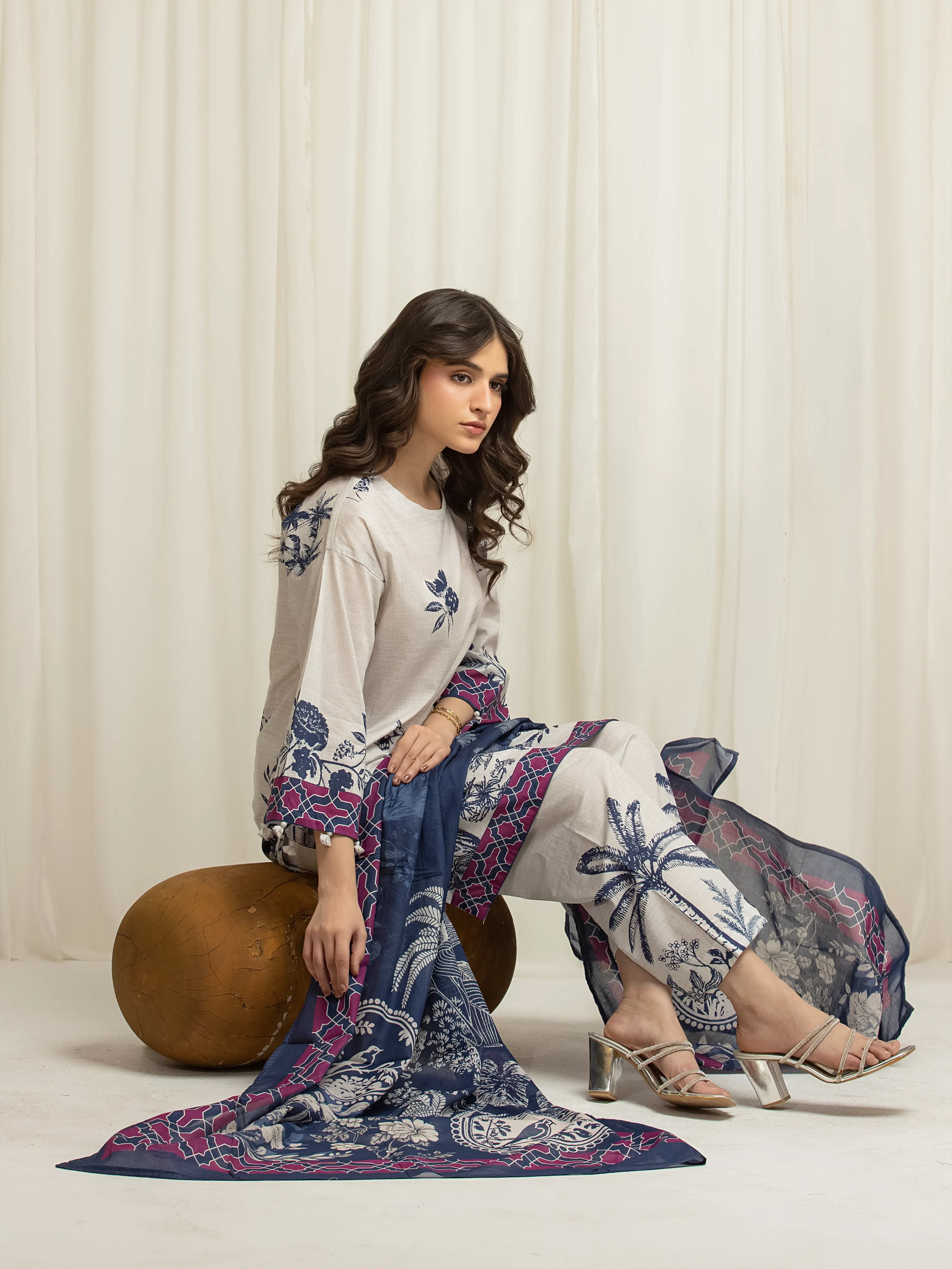 Printed Lawn Suit - EWTKP6-86052-3P - Image 2