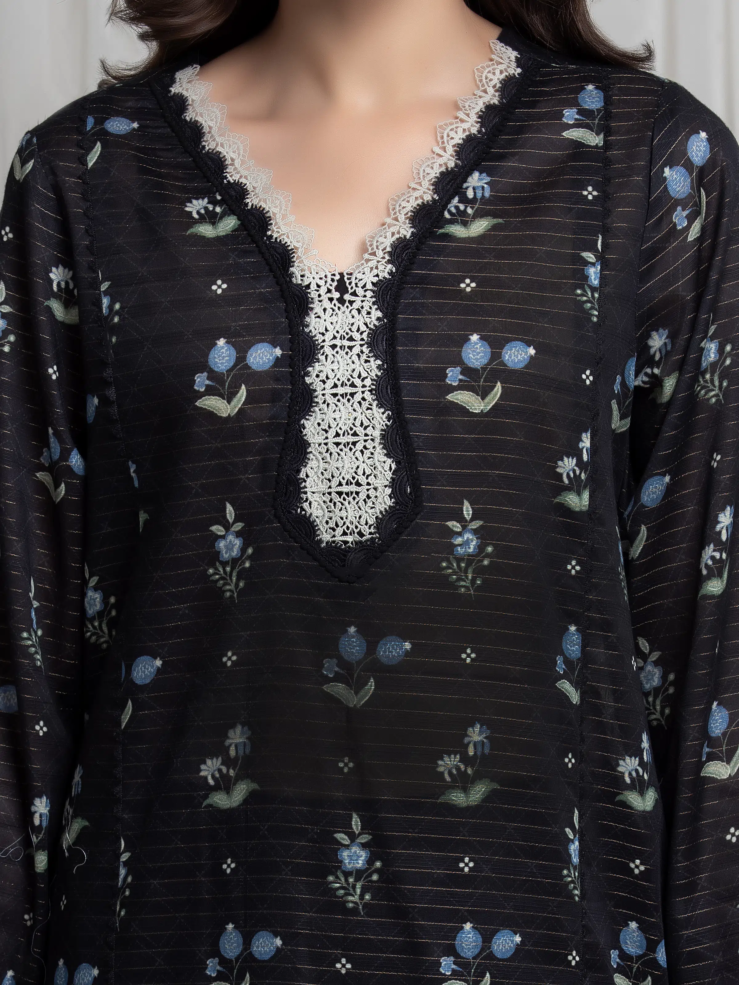 Printed Zari Lawn Suit - EWU6M6-061-3P - Image 4