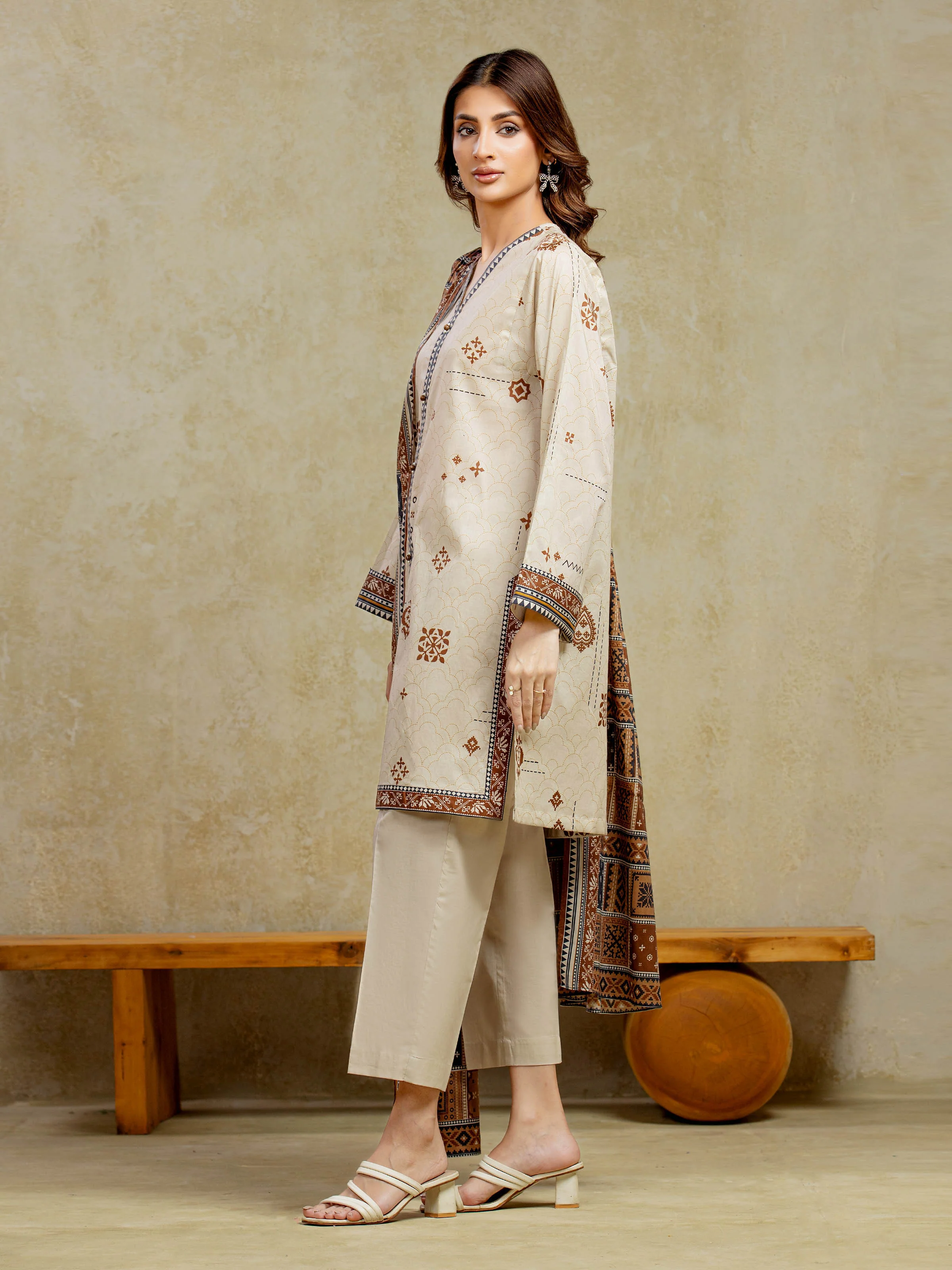 Printed Khaddar Suit - EWU5A3-35995-3P - Image 5