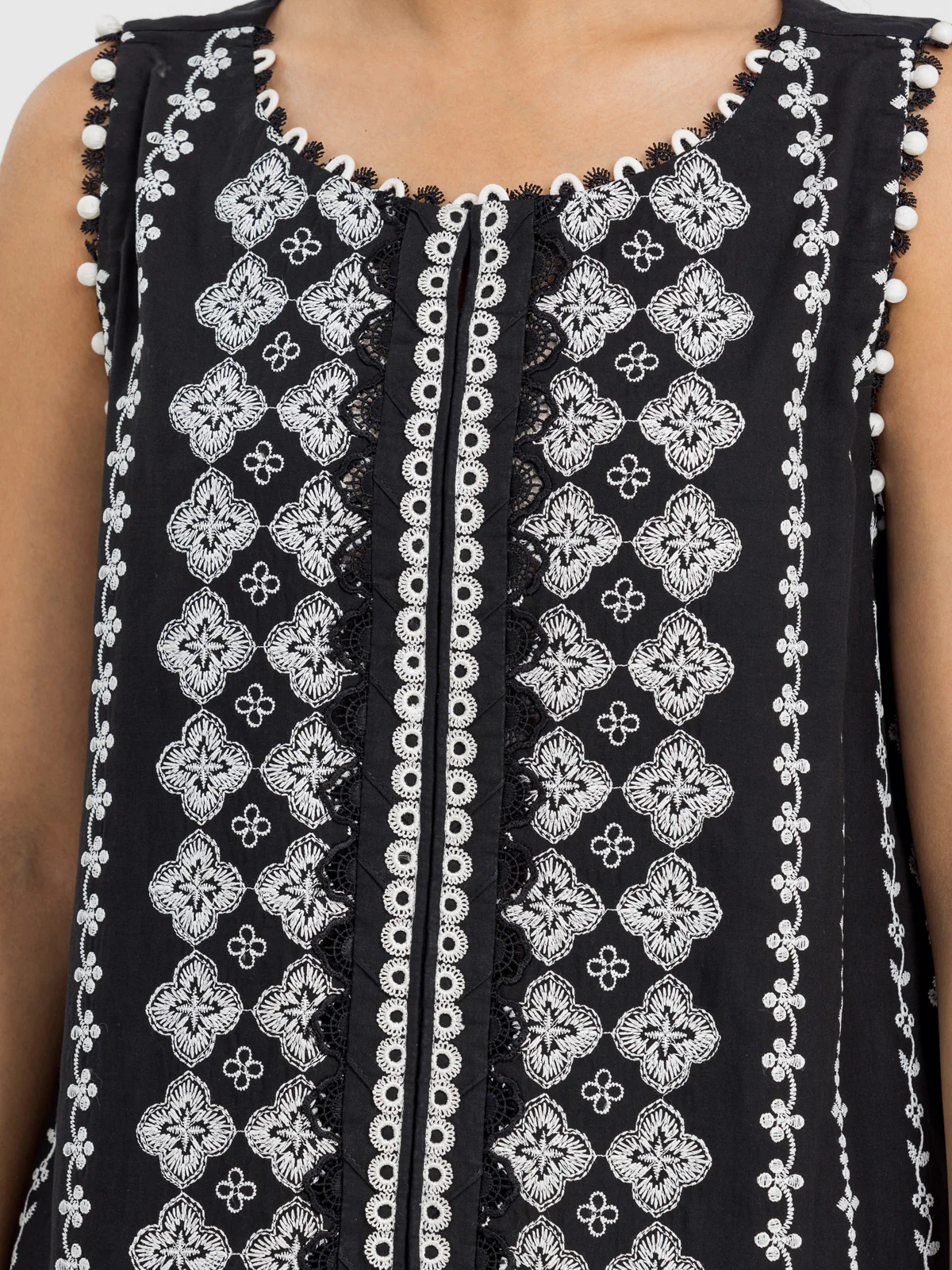 Embroidered Cambric Suit - EWU24V2-30135-3P - Image 3