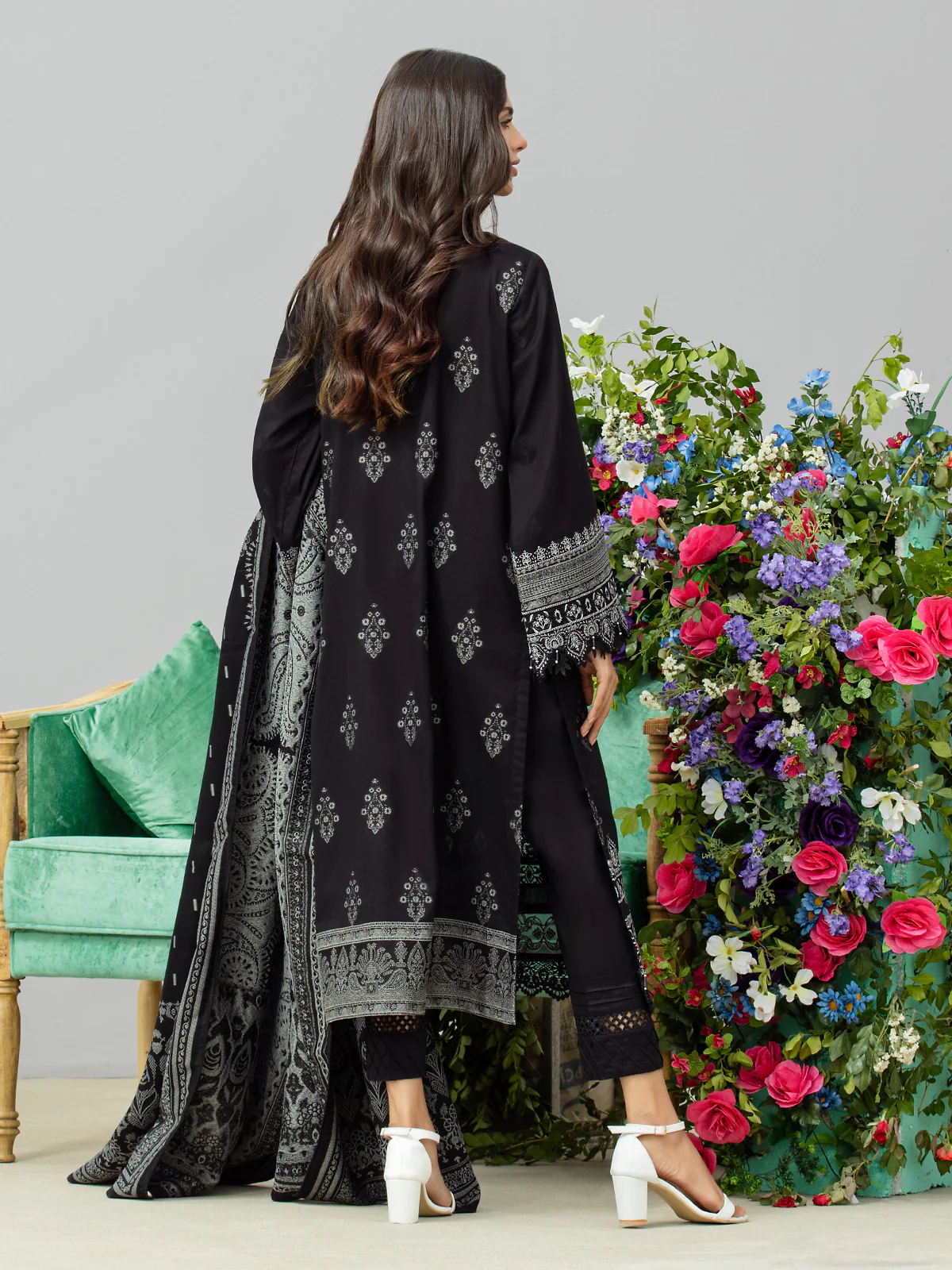 Embroidered Jacquard Shirt Dupatta - EWU24V3-26750SD - Image 4