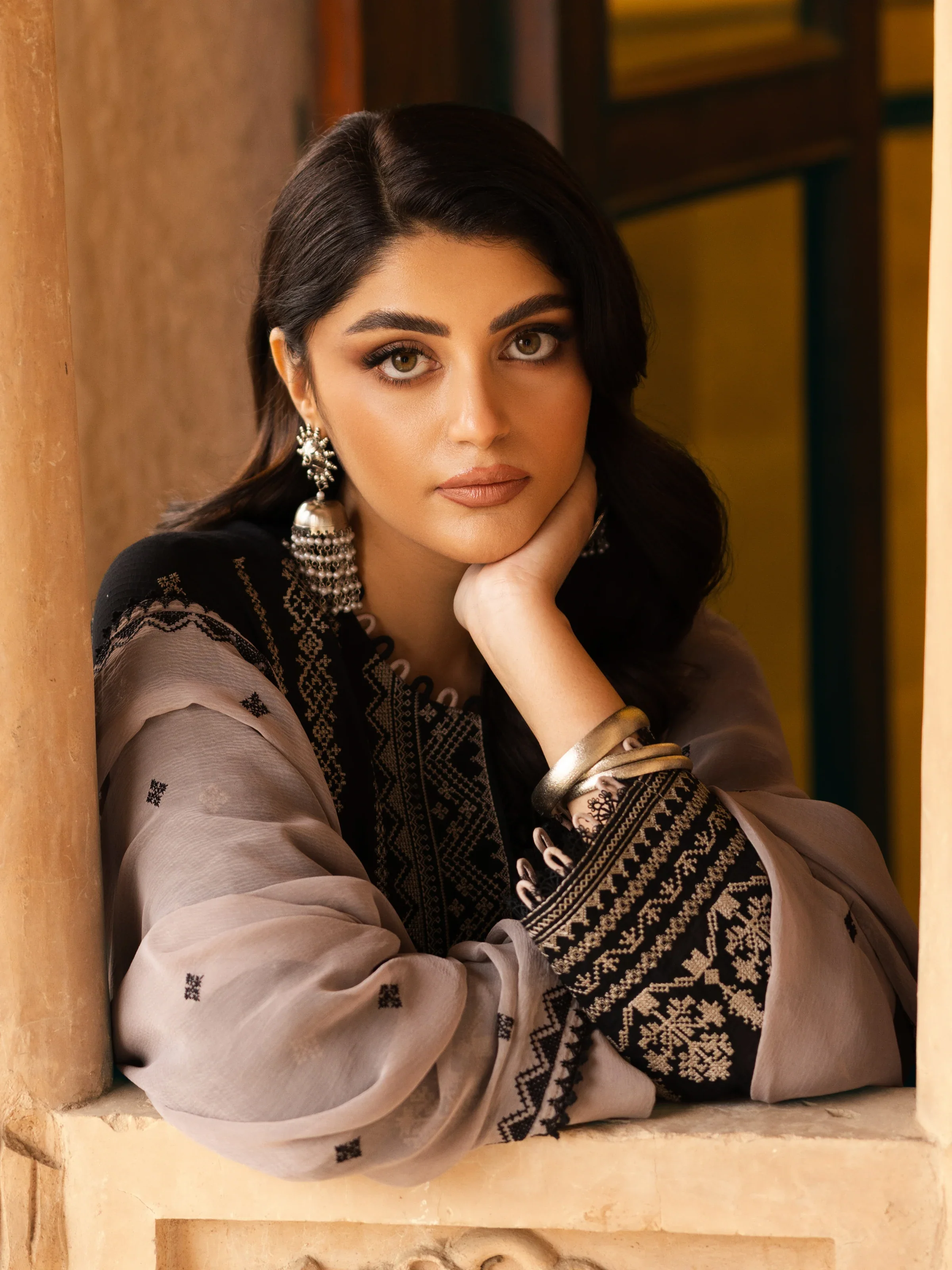 Embroidered Lawn Suit - EWU5V1-31248-3P - Image 2