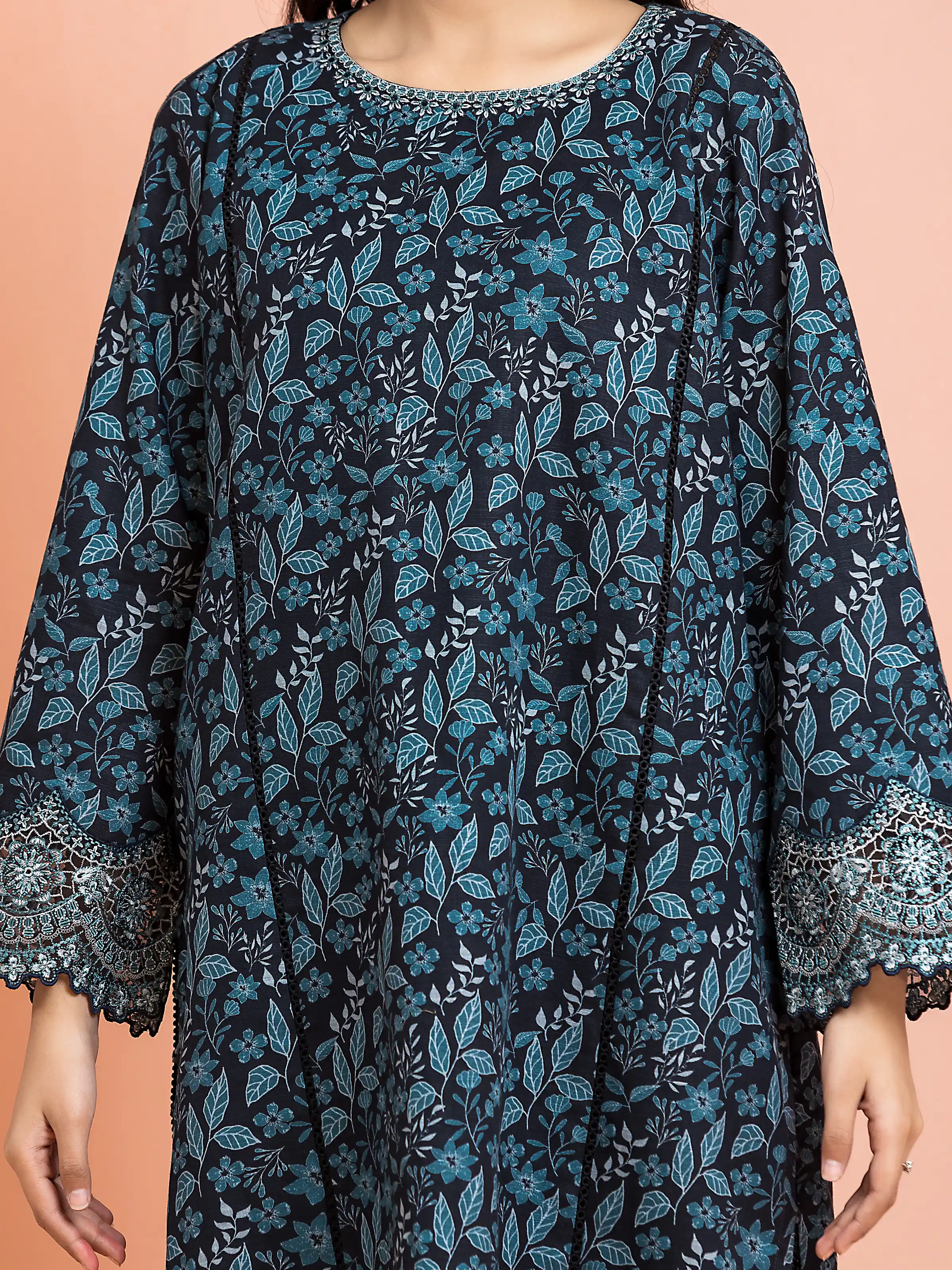 Embroidered Marina Twill Suit - EWU24V14-30181-3P - Image 4