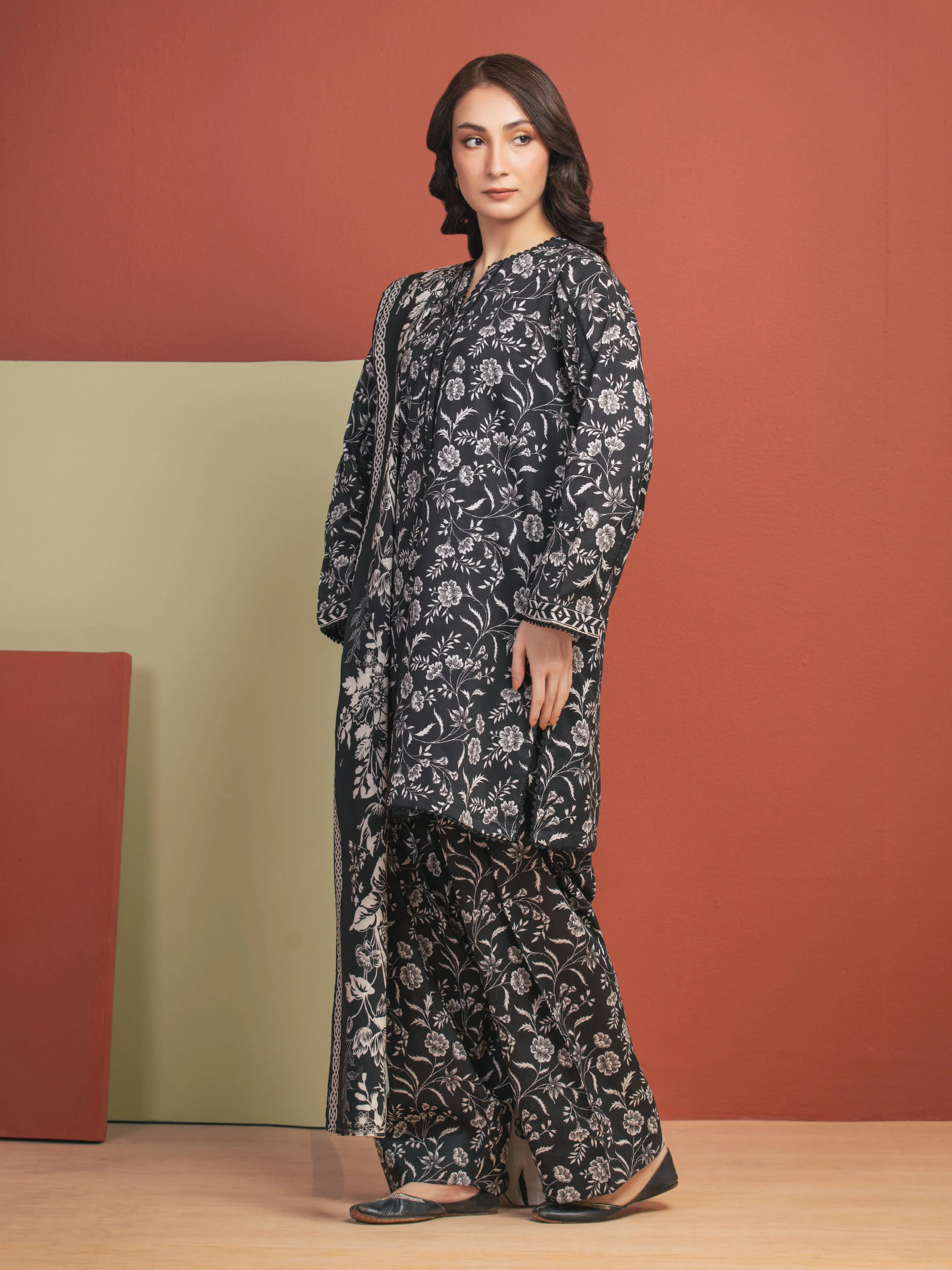 Printed Lawn Suit - EWU5A1-35309-3P - Image 5