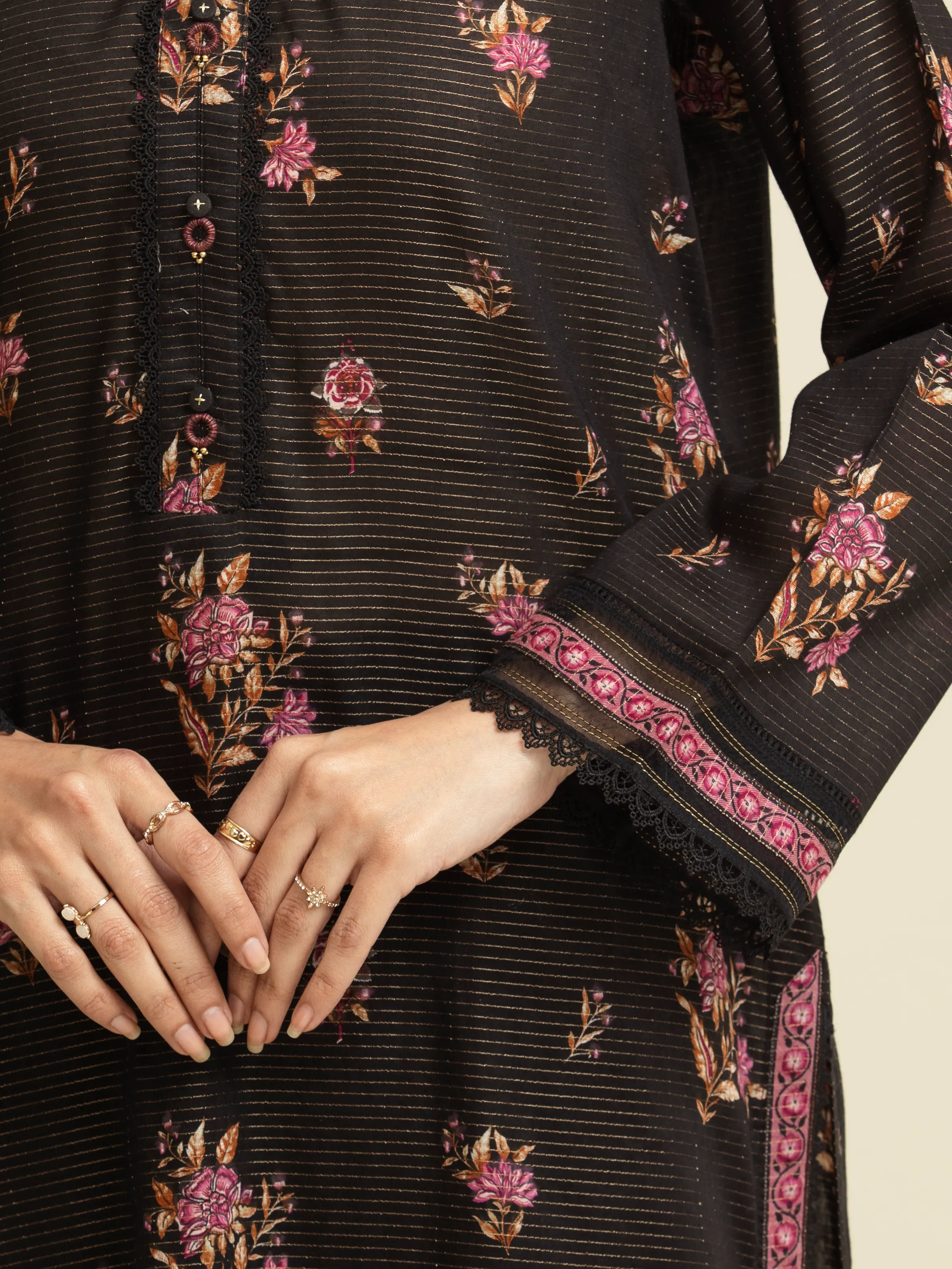 Printed Zari Lawn Suit - EWU5M6-006-3P - Image 4
