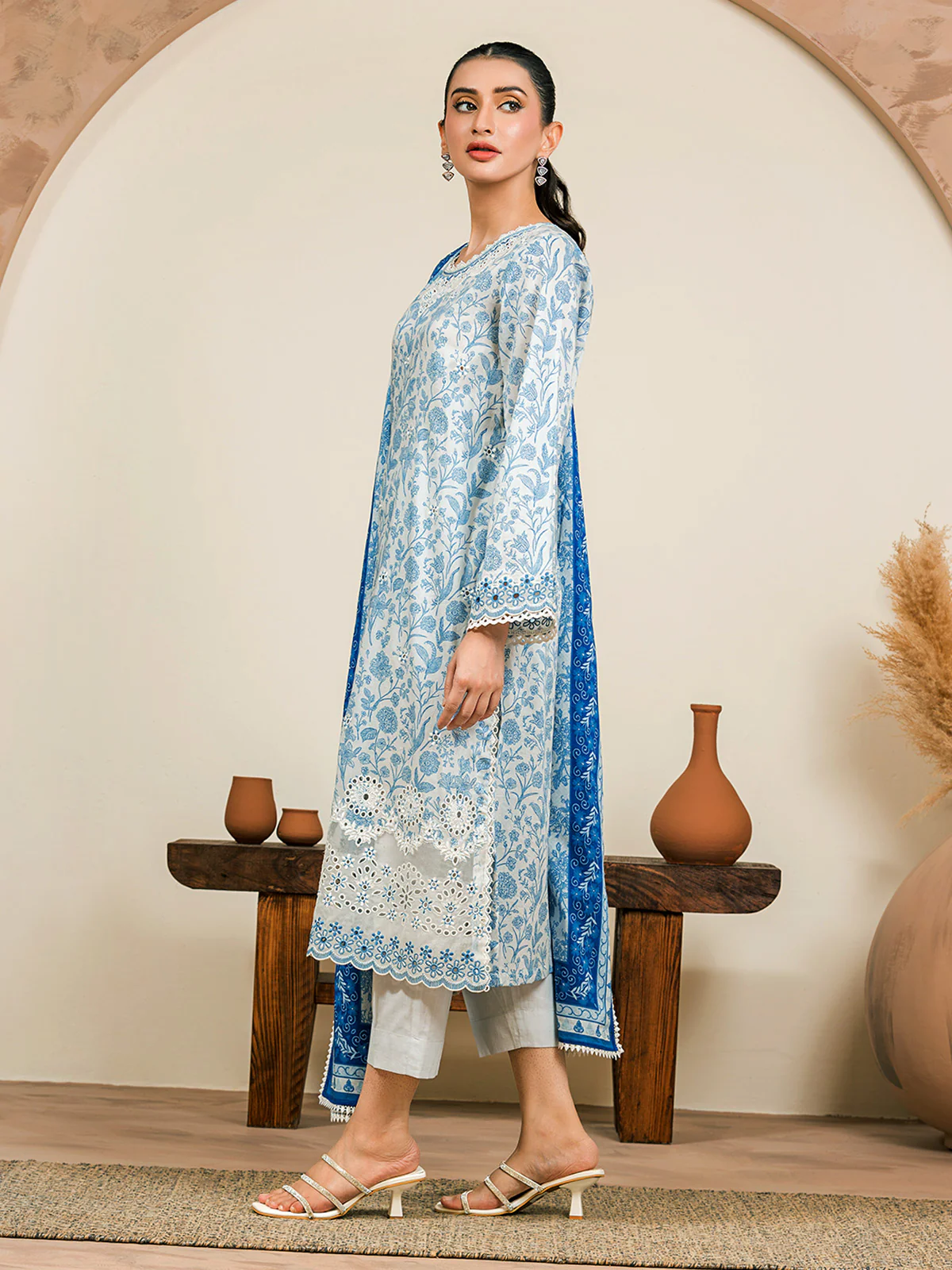 Embroidered Lawn Suit - EWU24V1-28606-3P - Image 4