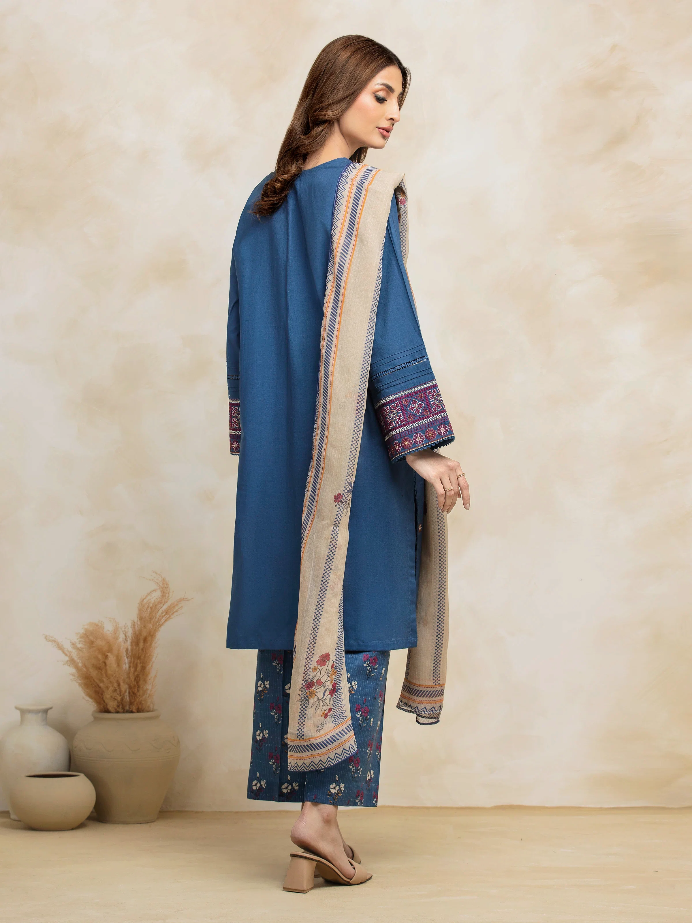 Embroidered Cambric Suit - EWU5V2-31036-3P - Image 2