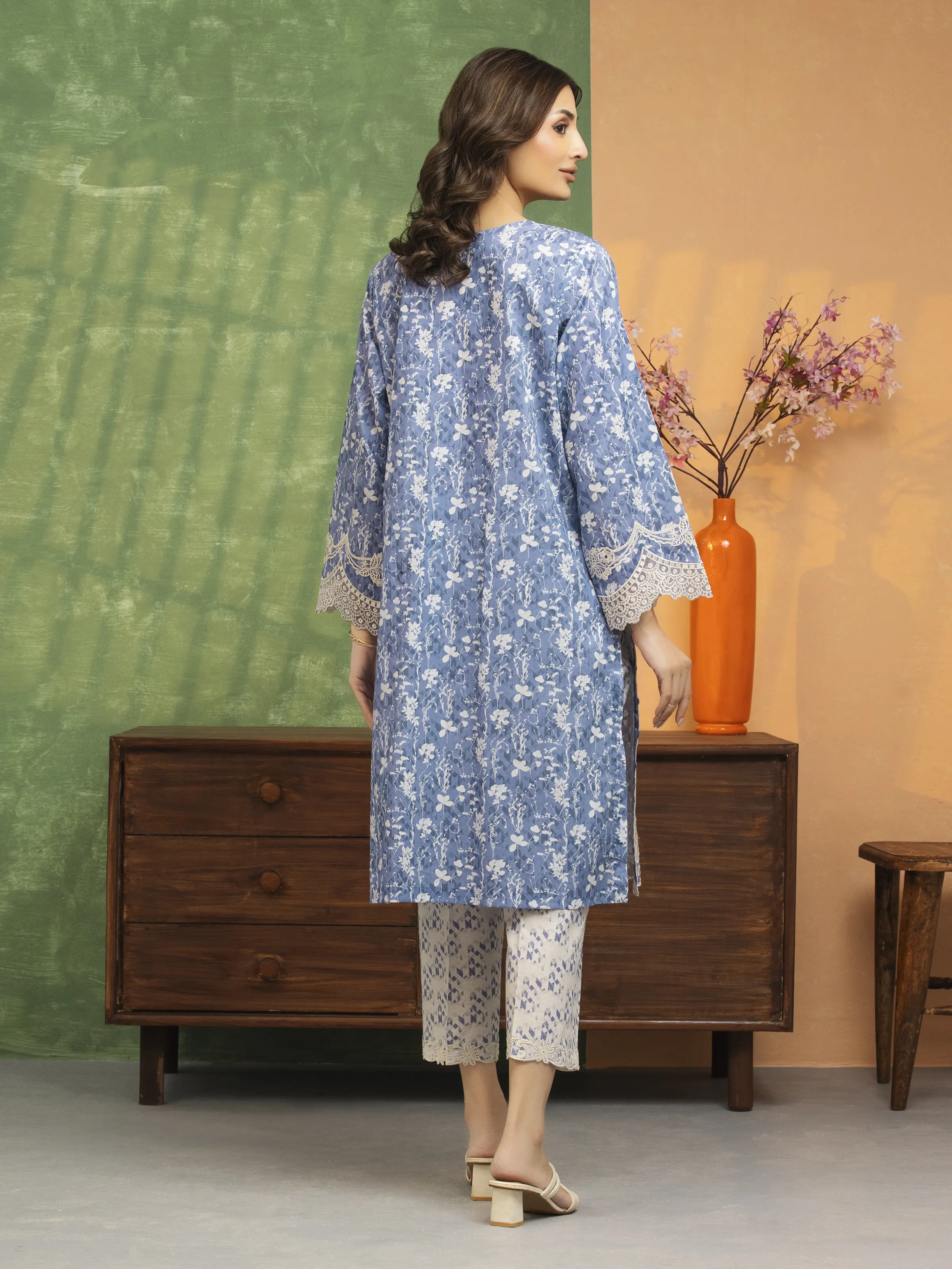 Embroidered Lawn Shirt Trouser - EWU5V1-31469ST - Image 2