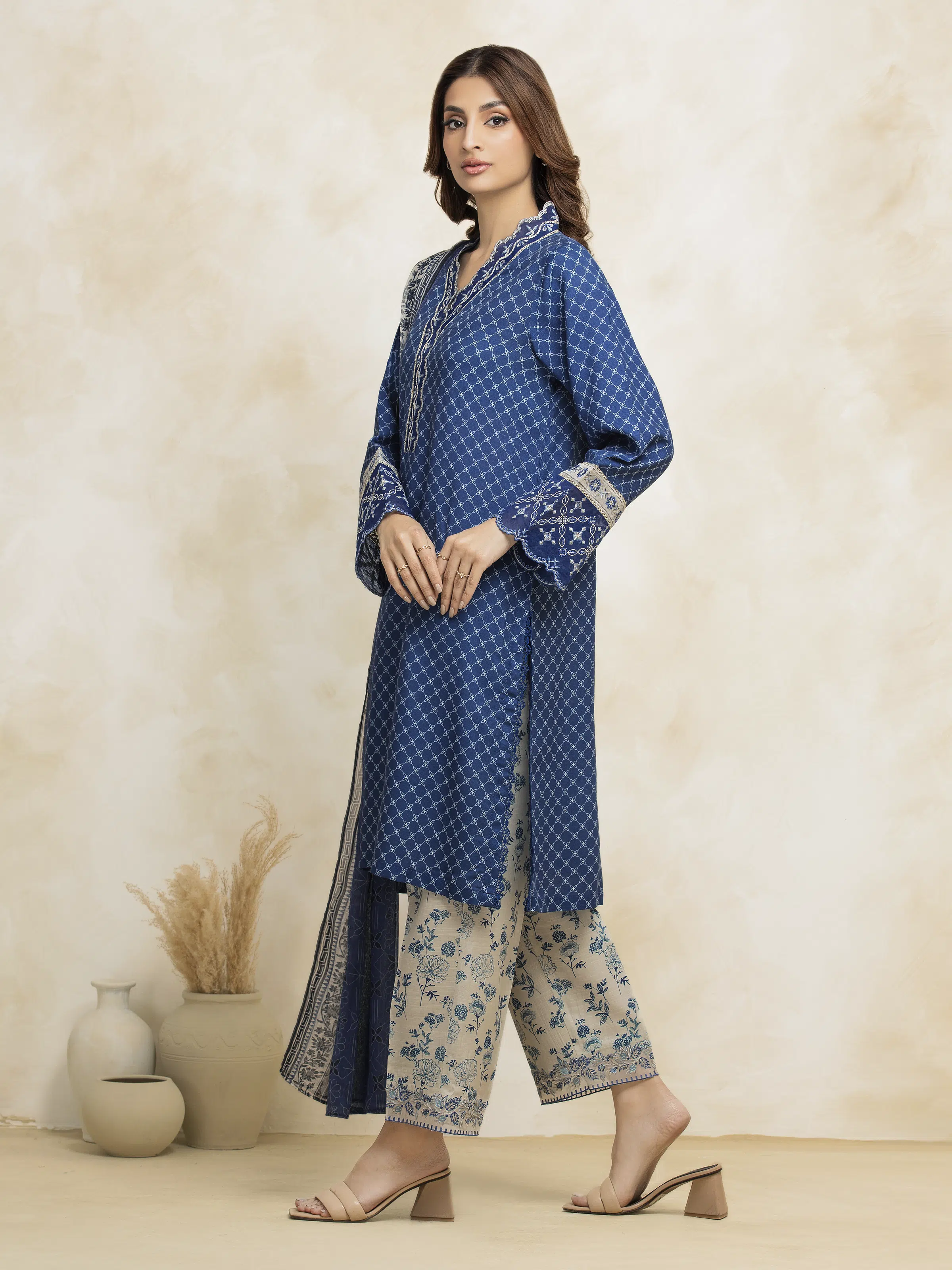 Embroidered Raw Silk Suit - EWU5V16-30378-3P - Image 4