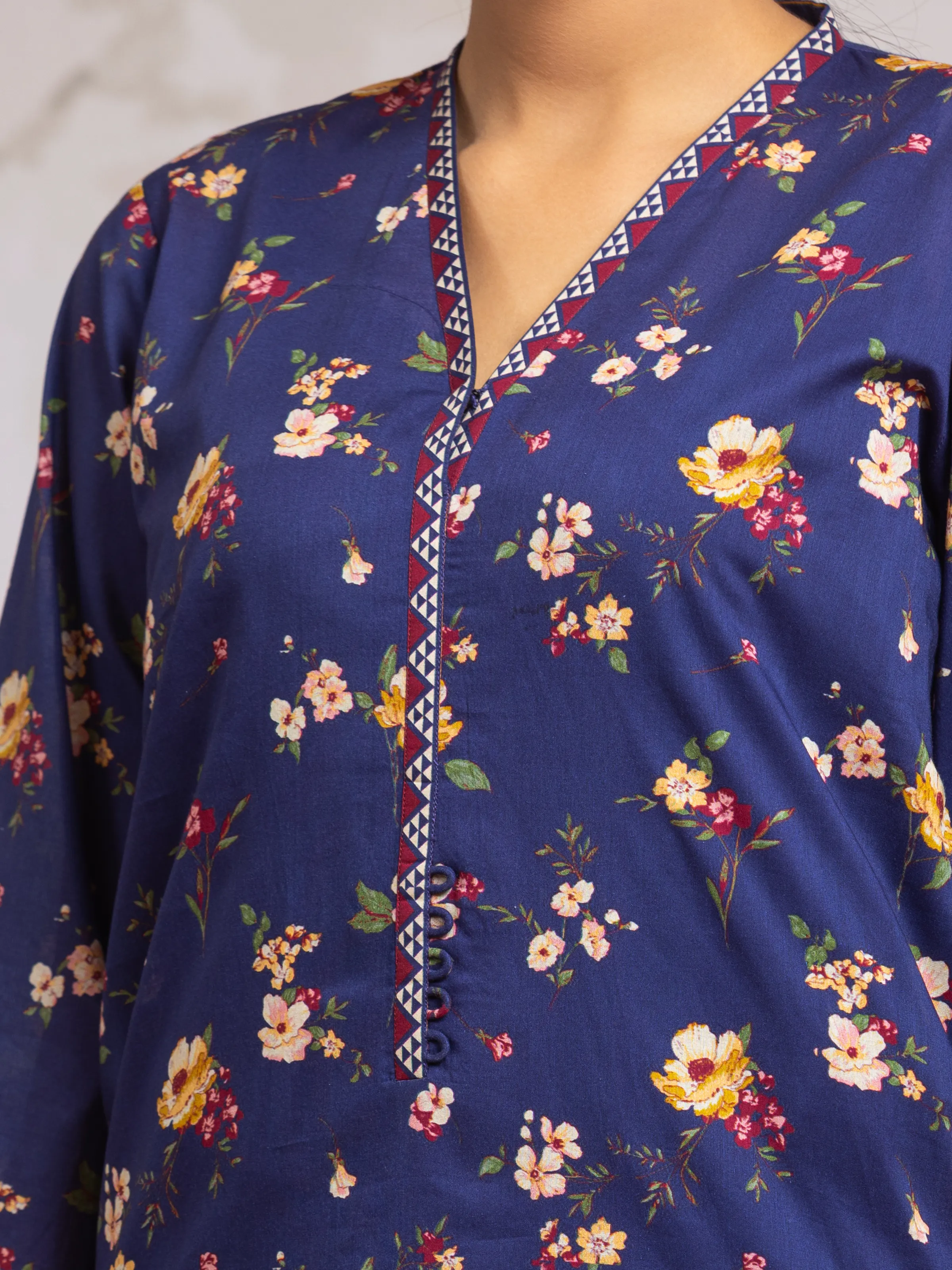Printed Khaddar Suit - EWU24A3-29621-3P - Image 3