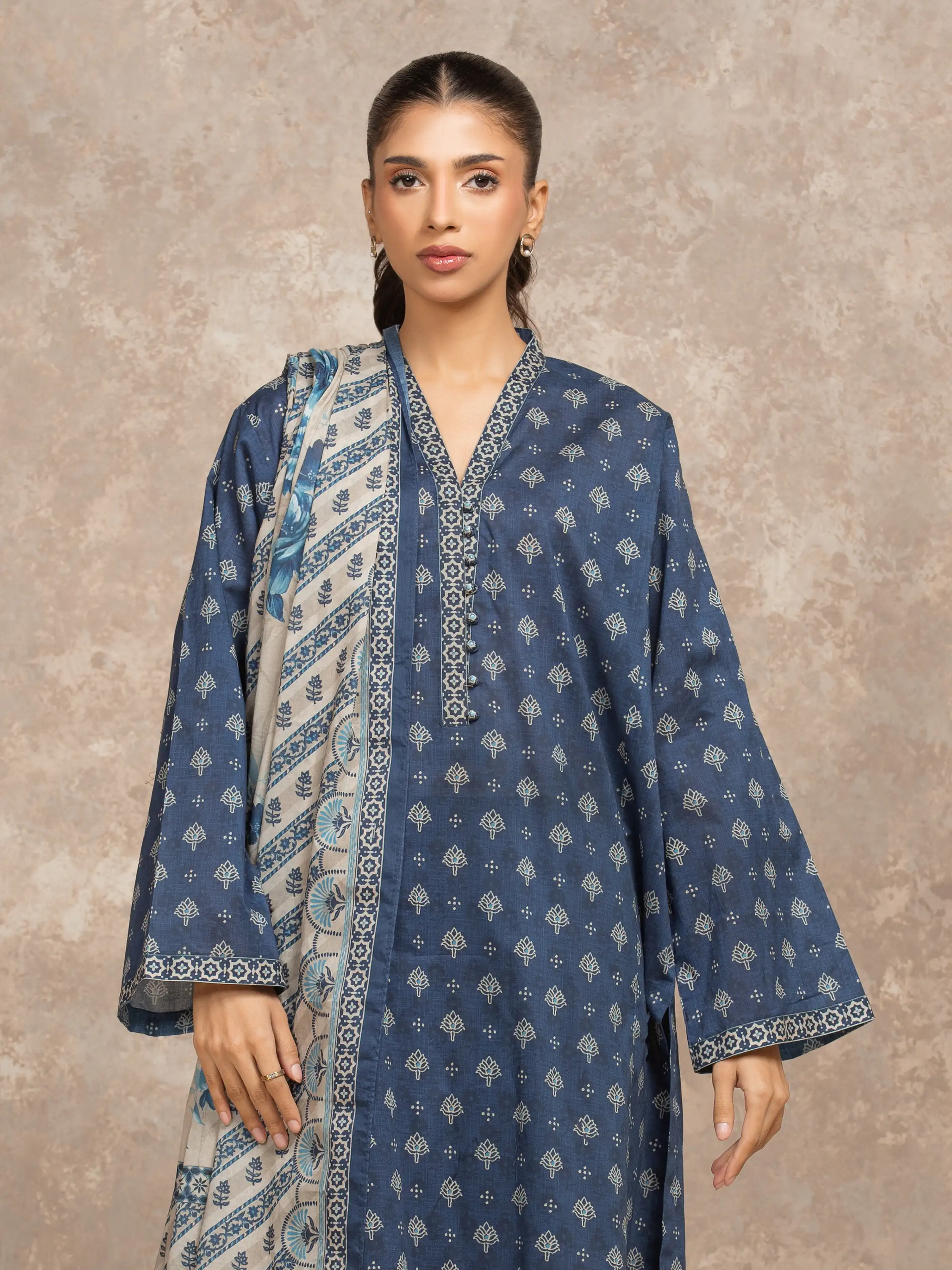 Printed Khaddar Suit - EWU5M3-007-3P - Image 2