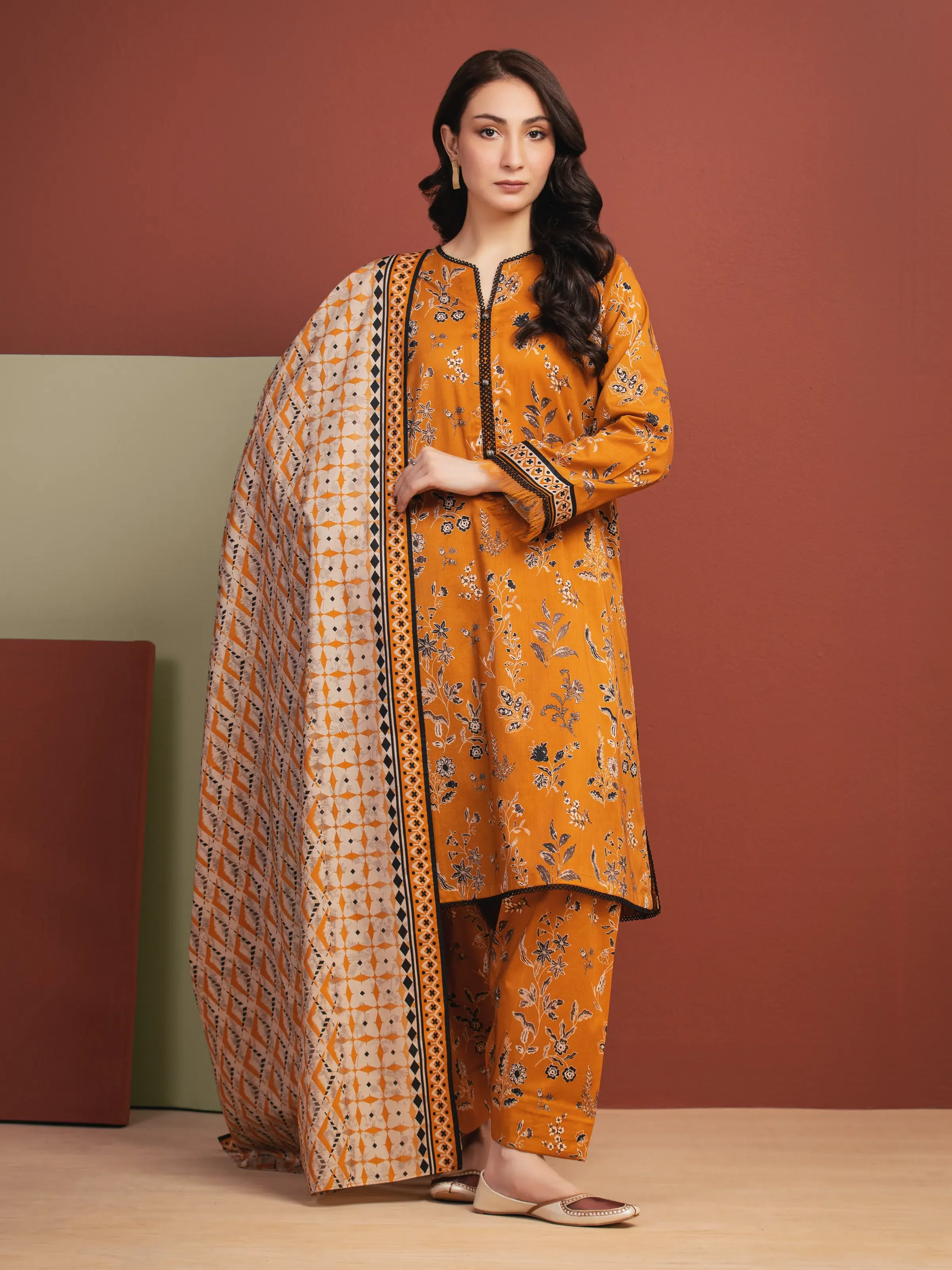 Printed Lawn Suit - EWU5A1-35320-3P
