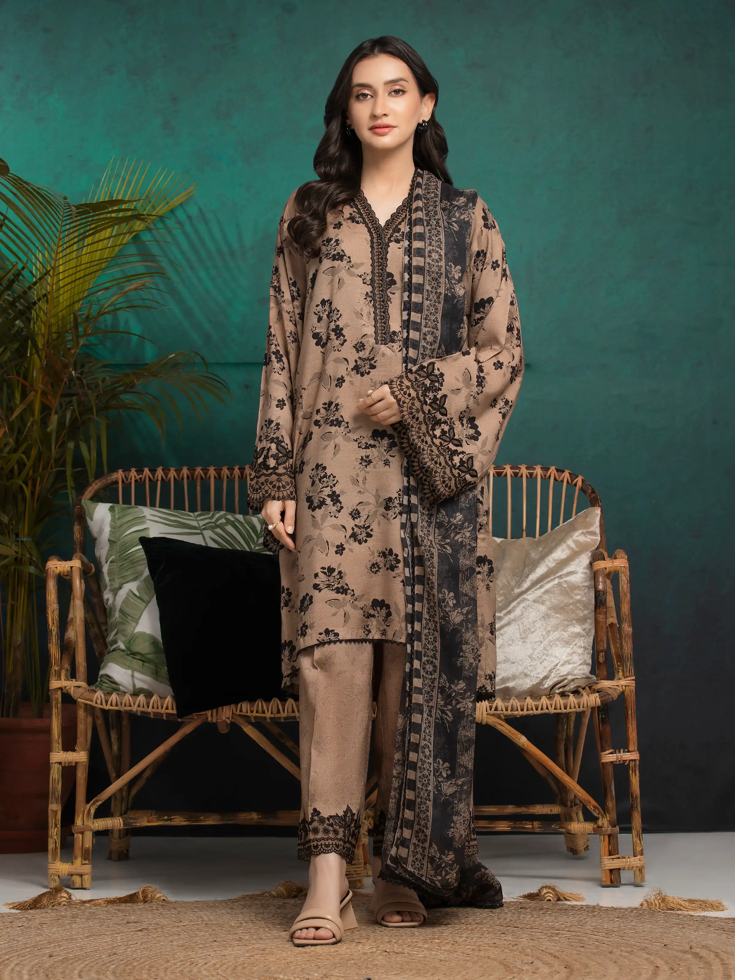 Embroidered Raw Silk Suit - EWU5V16-30375-3P