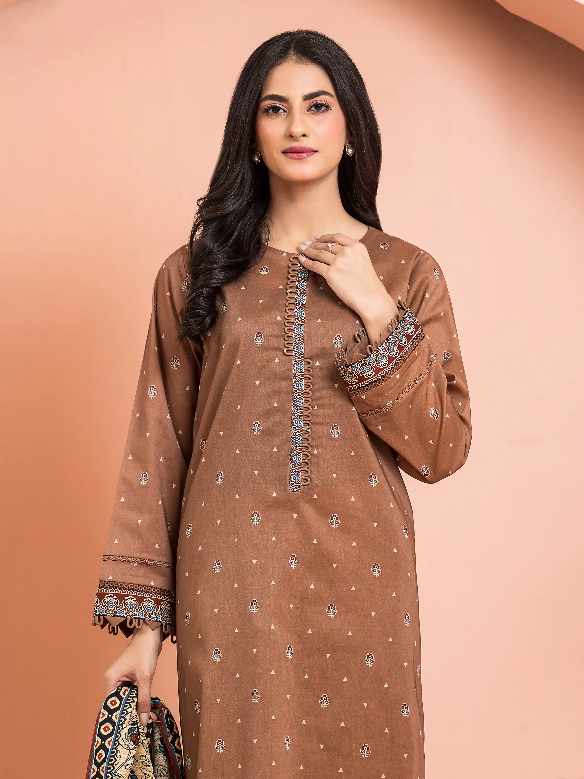 Printed Khaddar Suit - EWU24M3-081 - Image 3