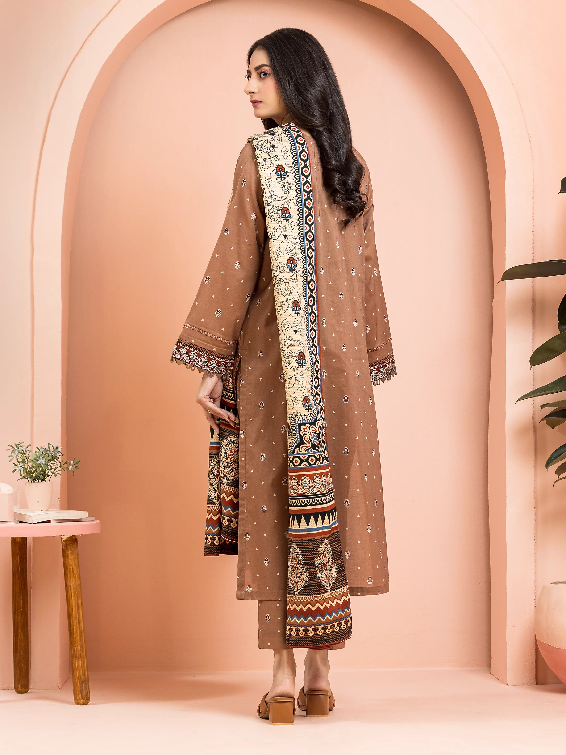 Printed Khaddar Suit - EWU24M3-081 - Image 2