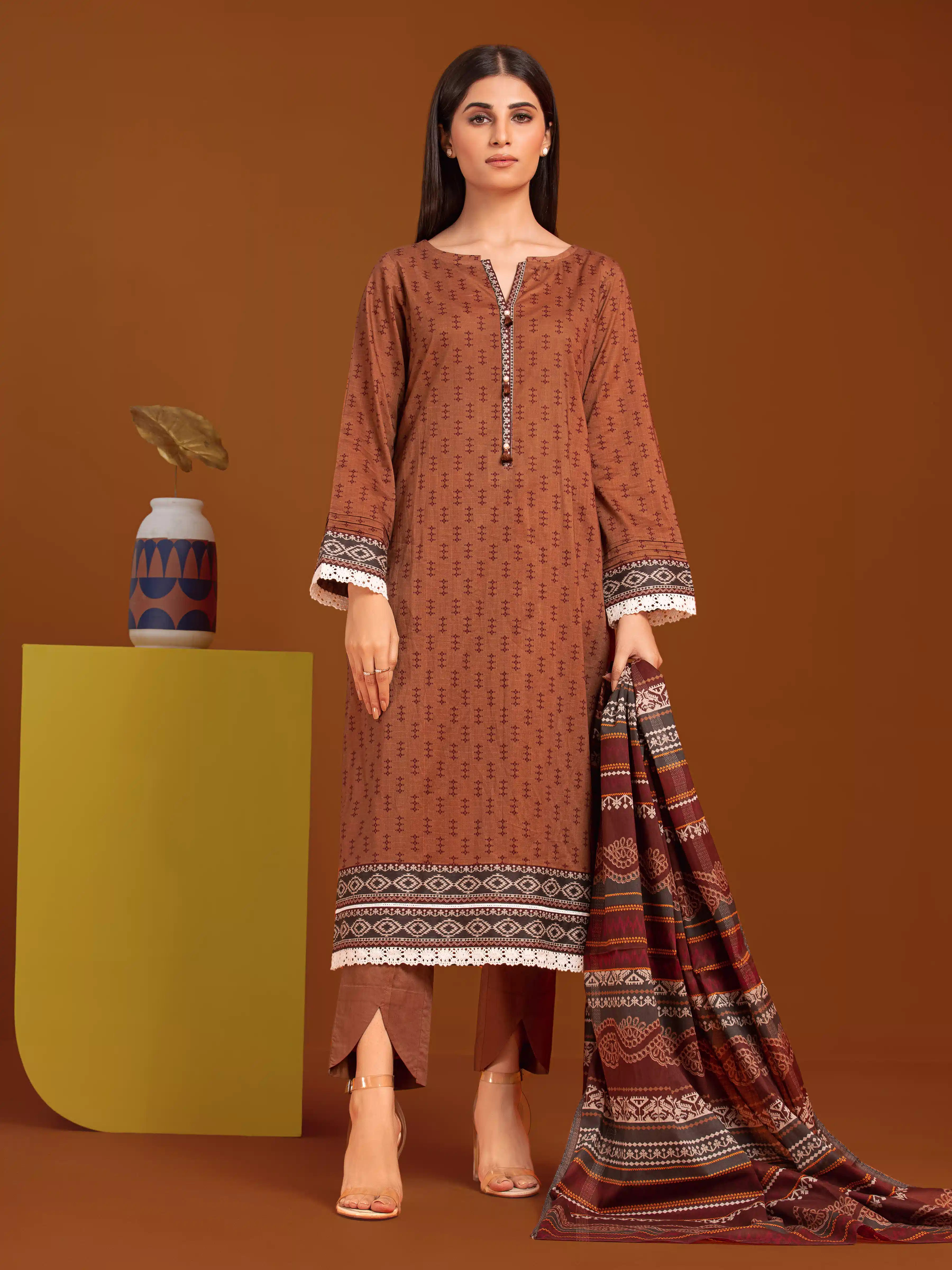Printed Khaddar Suit - EWU24A3-27079-3P