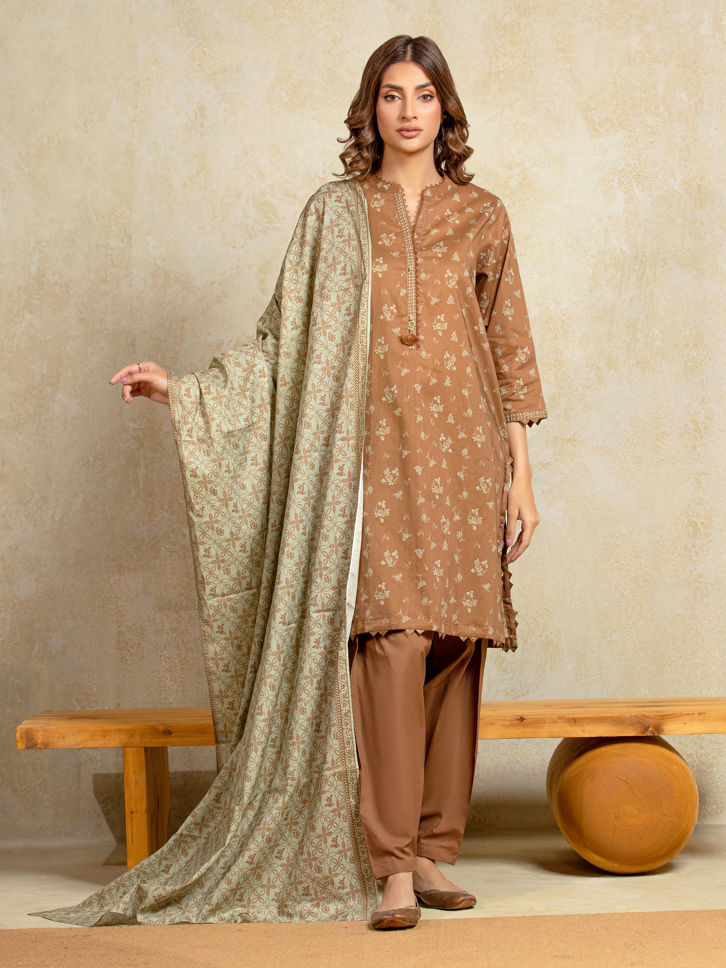 Printed Khaddar Suit - EWU5A3-35908-3P