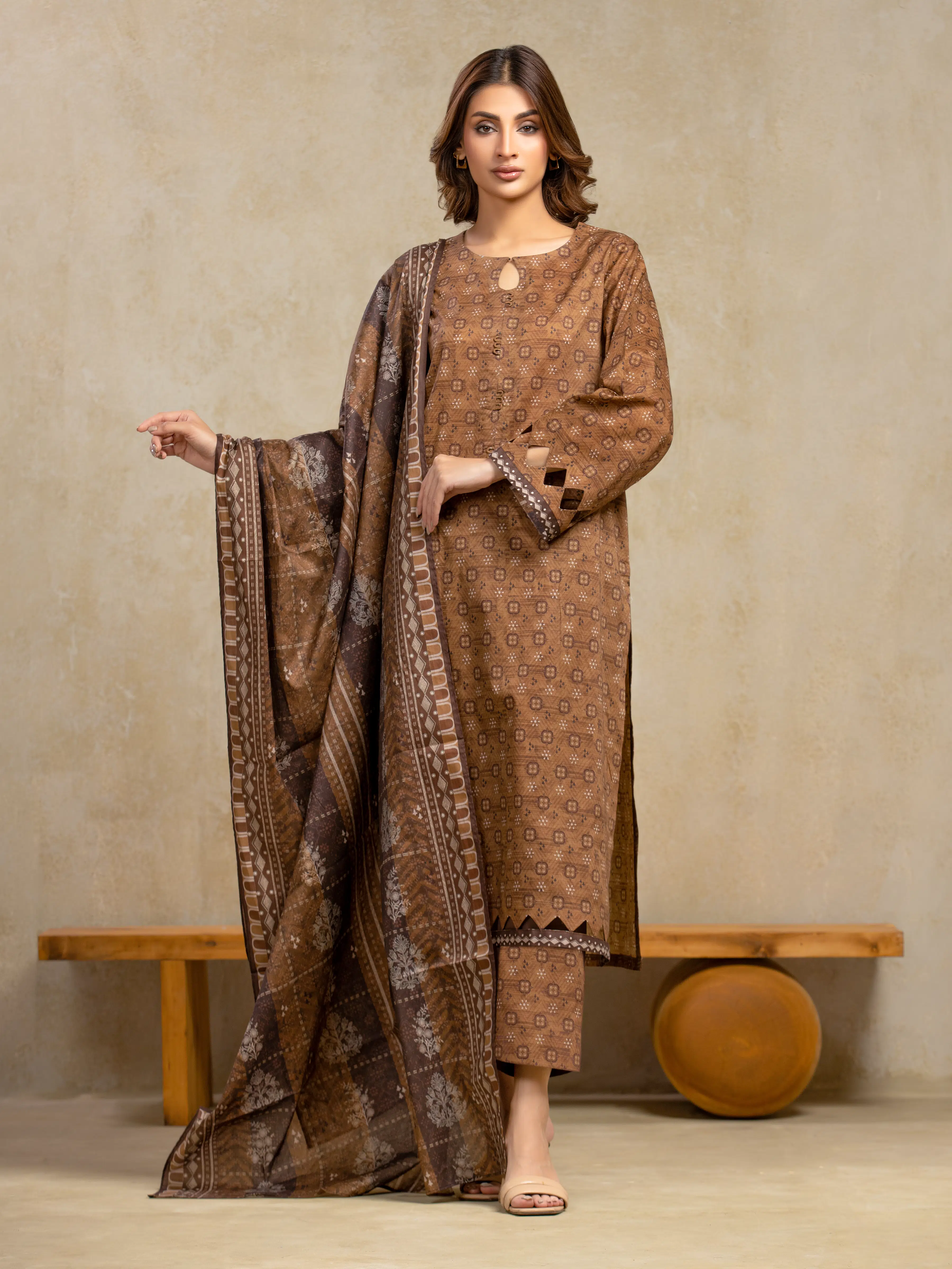 Printed Khaddar Suit - EWU5A3-36099-3P