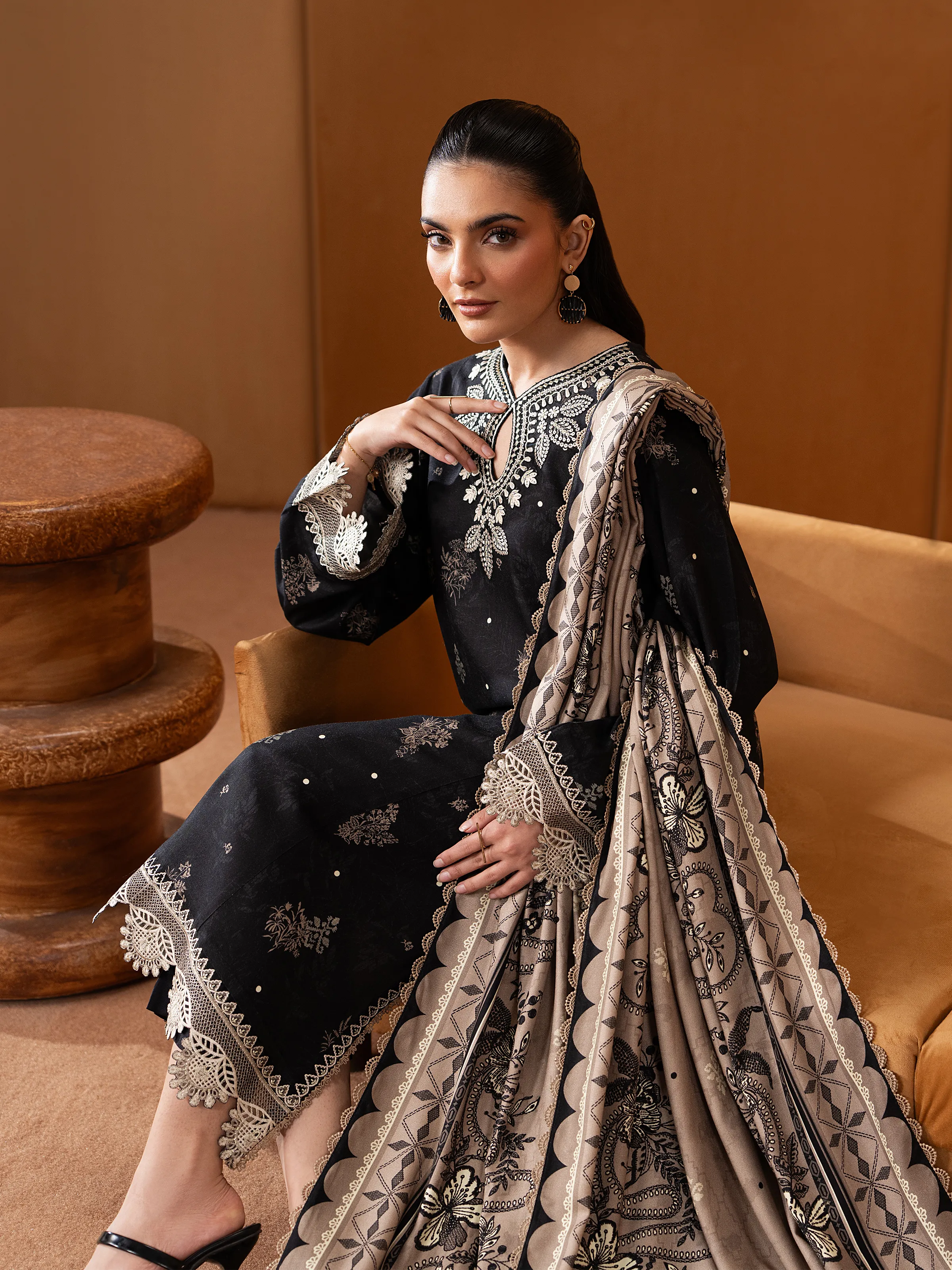 Embroidered Twill Viscose Suit - EWU5V20-32088-3P - Image 4