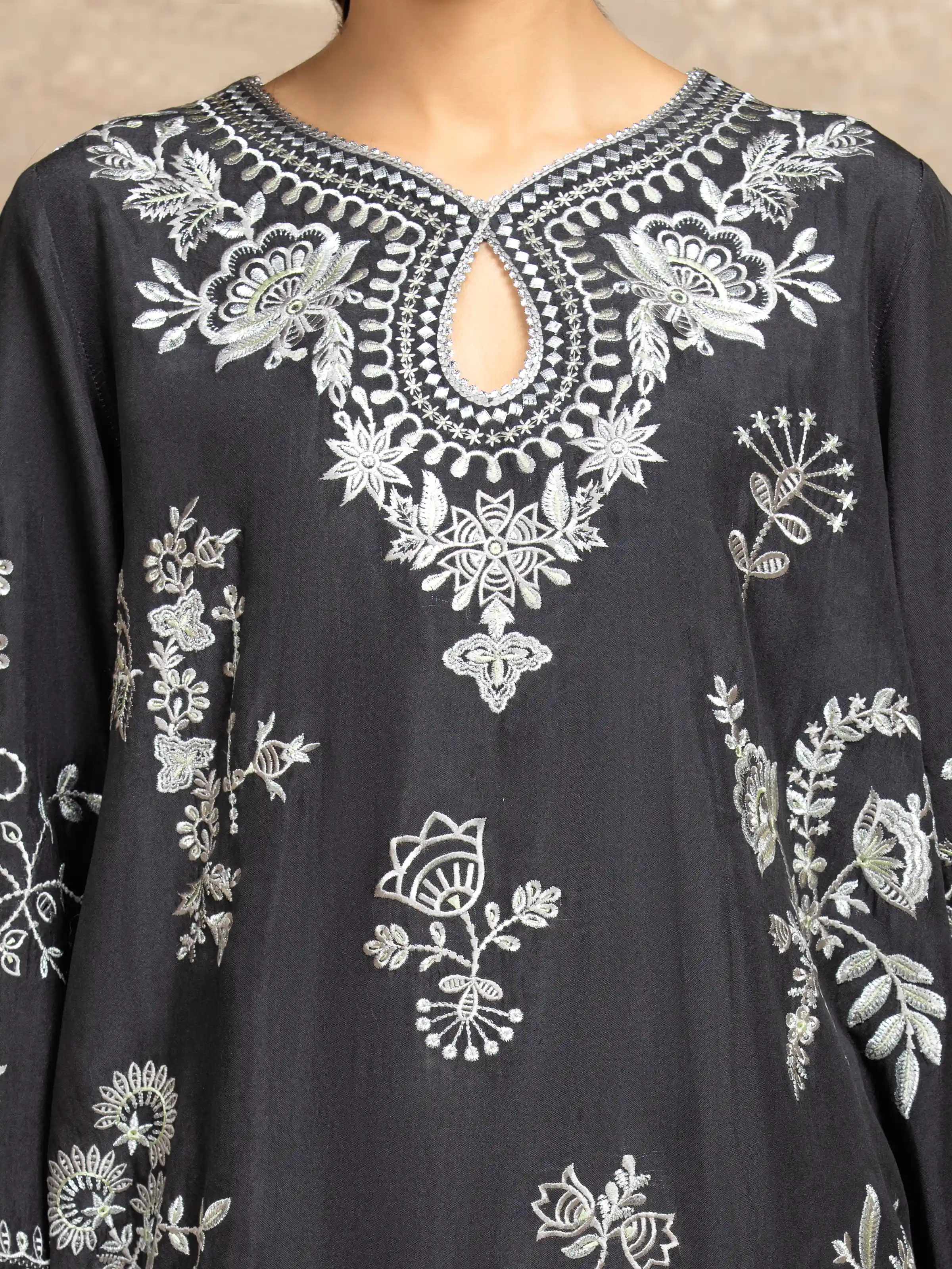Embroidered Viscose Suit - EWU5V19-32047-3P - Image 4