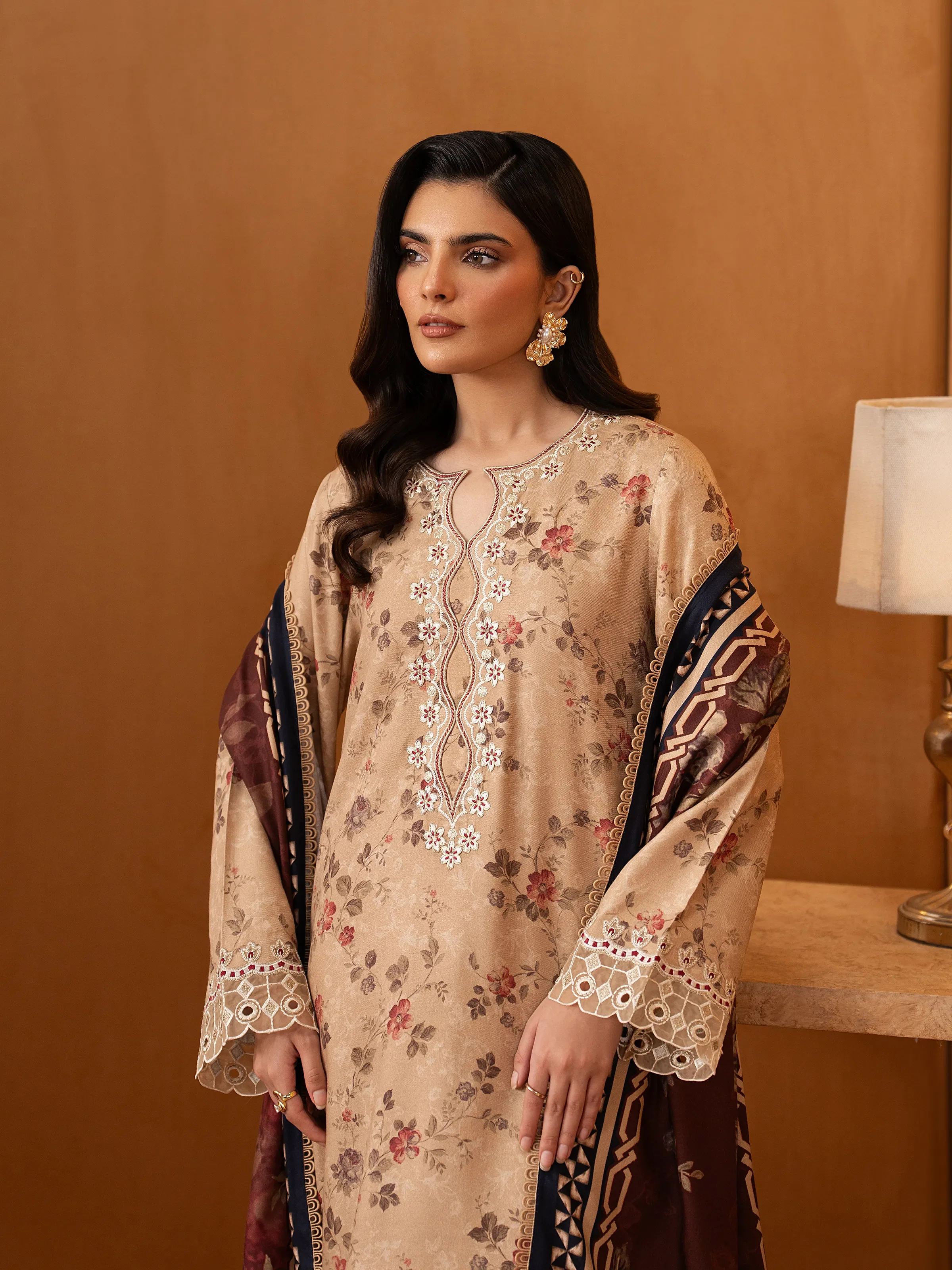Embroidered Twill Viscose Suit - EWU5V20-32087-3P - Image 4