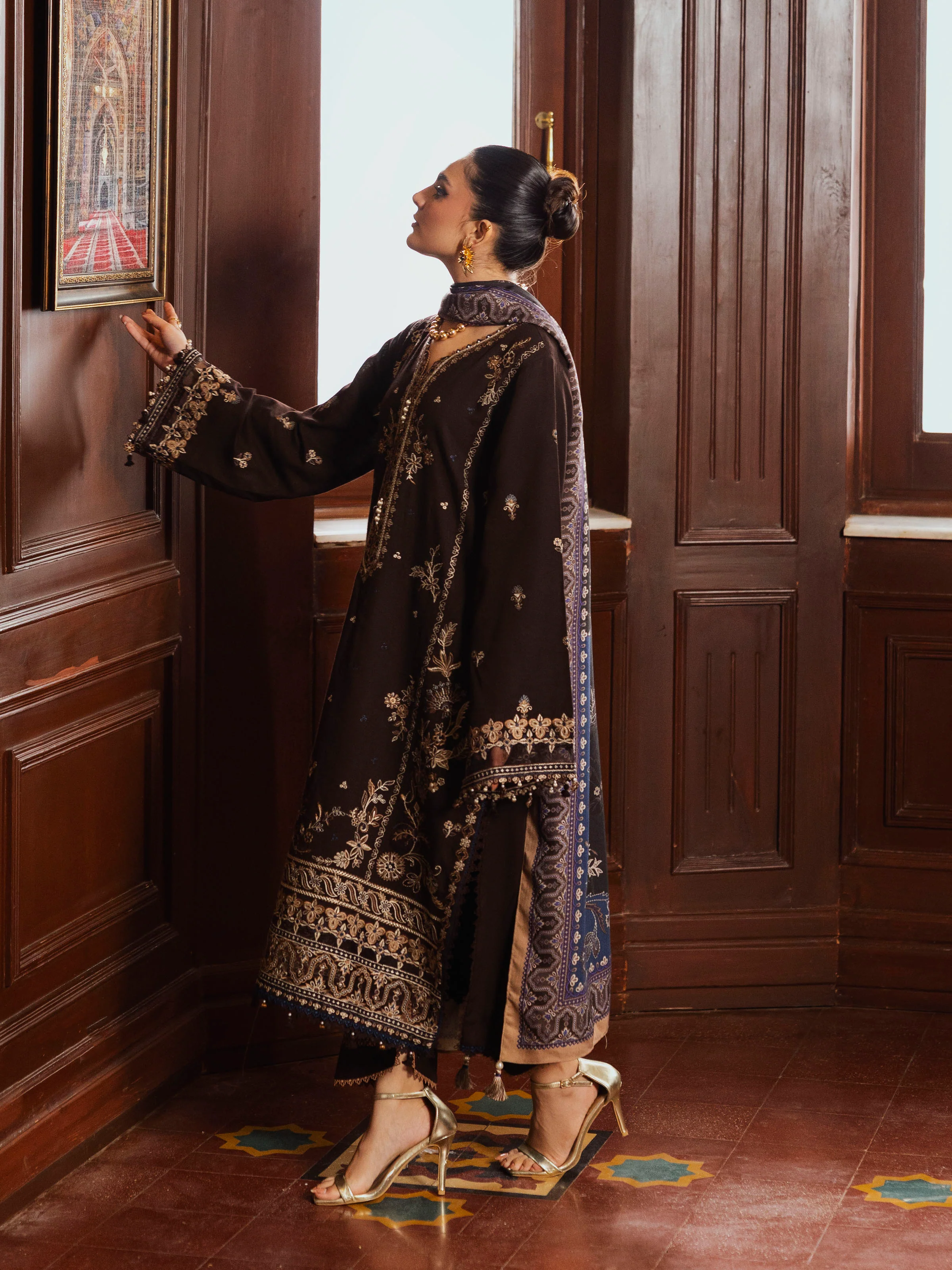 Embroidered Khaddar Suit - EWU5V11-32003-3P - Image 4