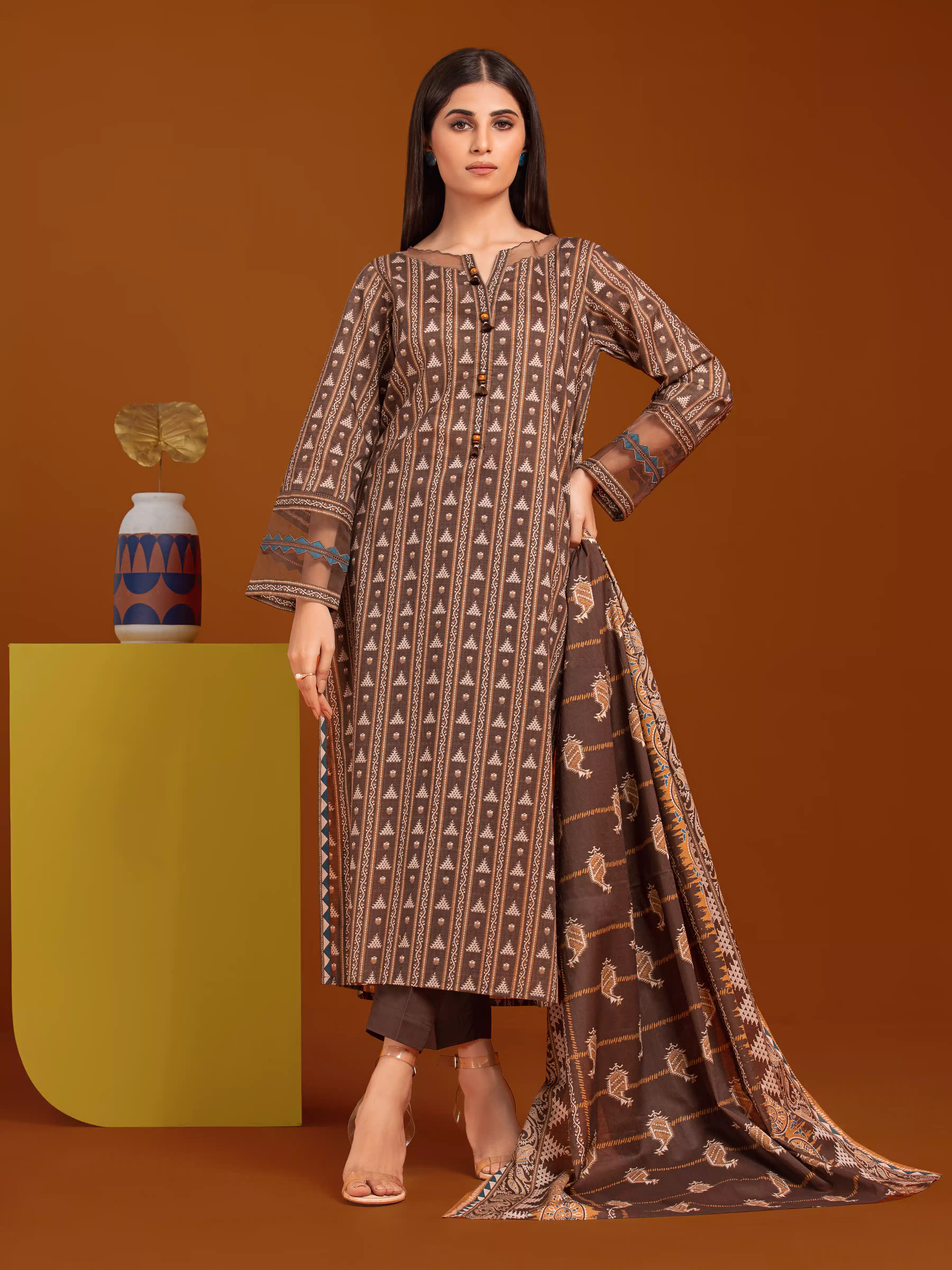 Printed Khaddar Suit - EWU24A3-27038-3P