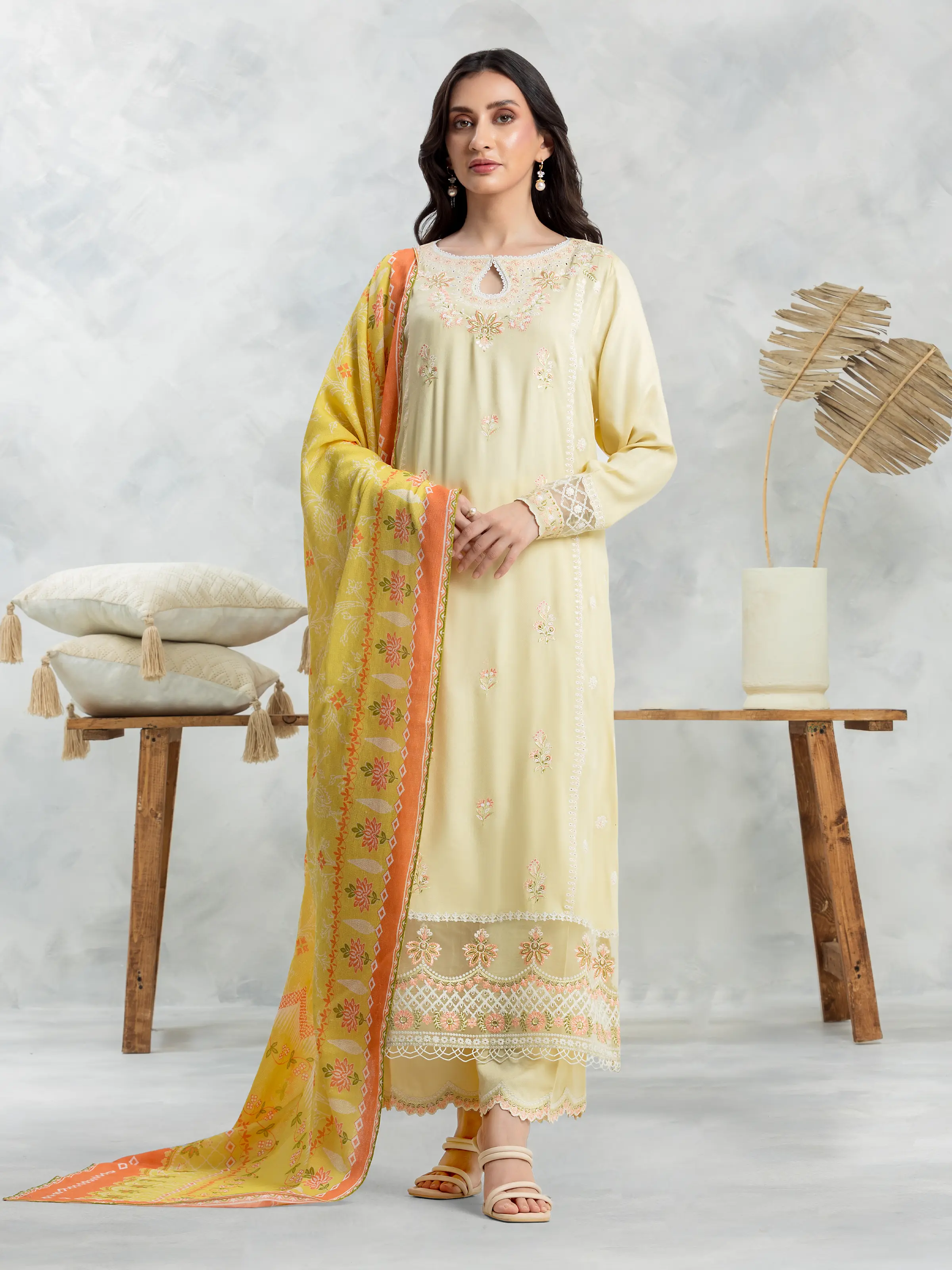 Embroidered Viscose Suit - EWU24V13-30232-3P